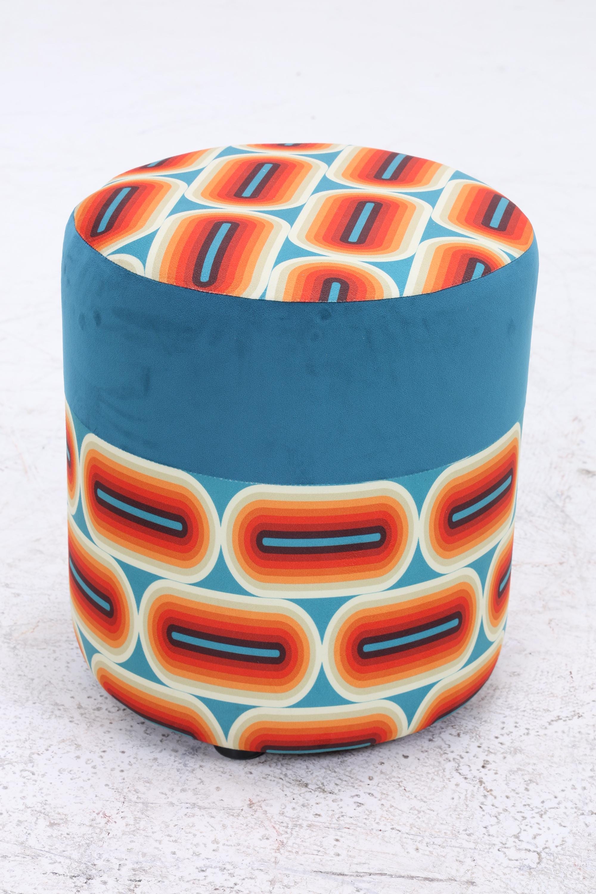 Fußhocker mit Kissen | Schlafzimmer Pouf | Gepolsterter Sitzhocker