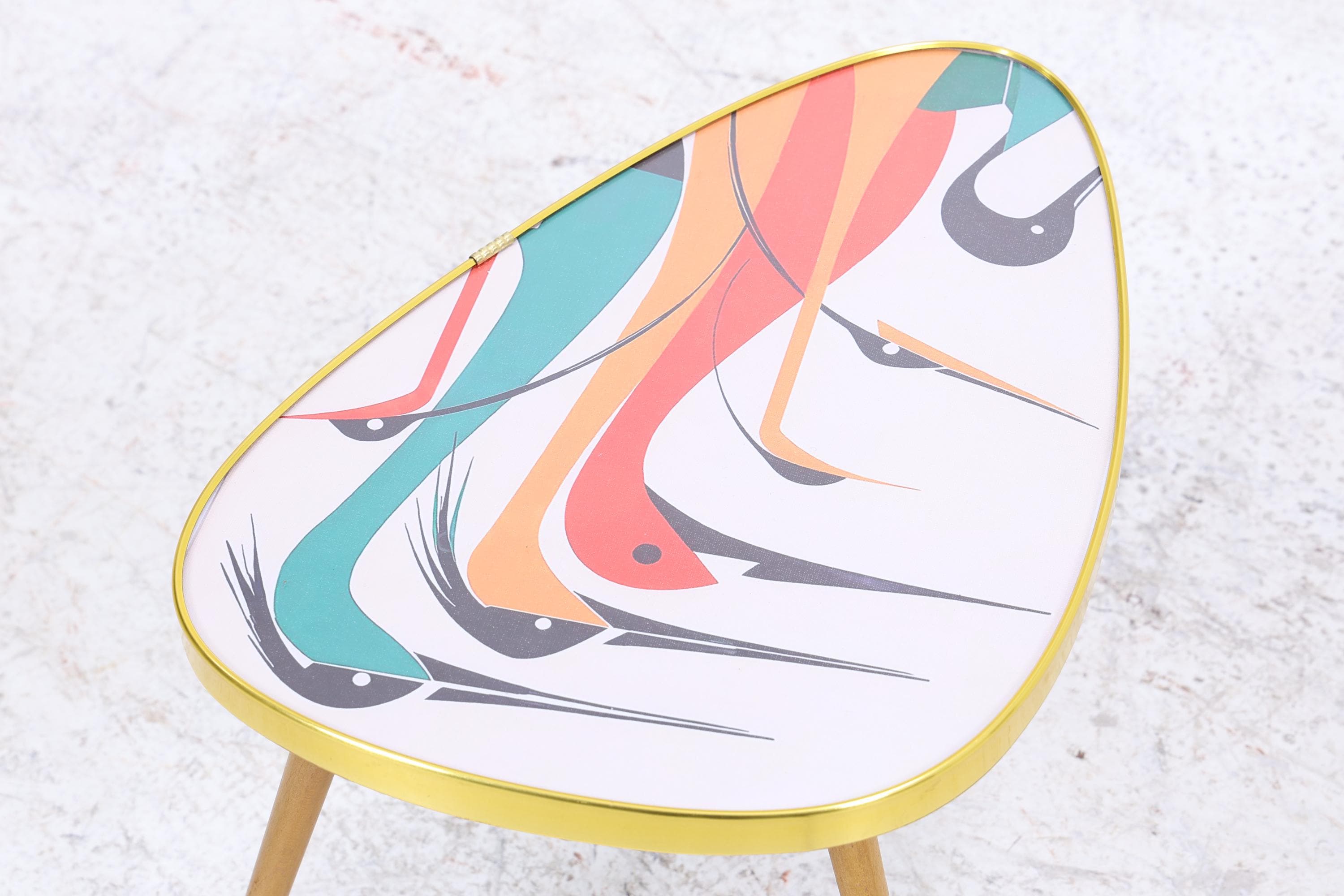 Vintage Blumentisch mit Muster | Mid Century Beisteltisch | Beistelltische 60er Jahre