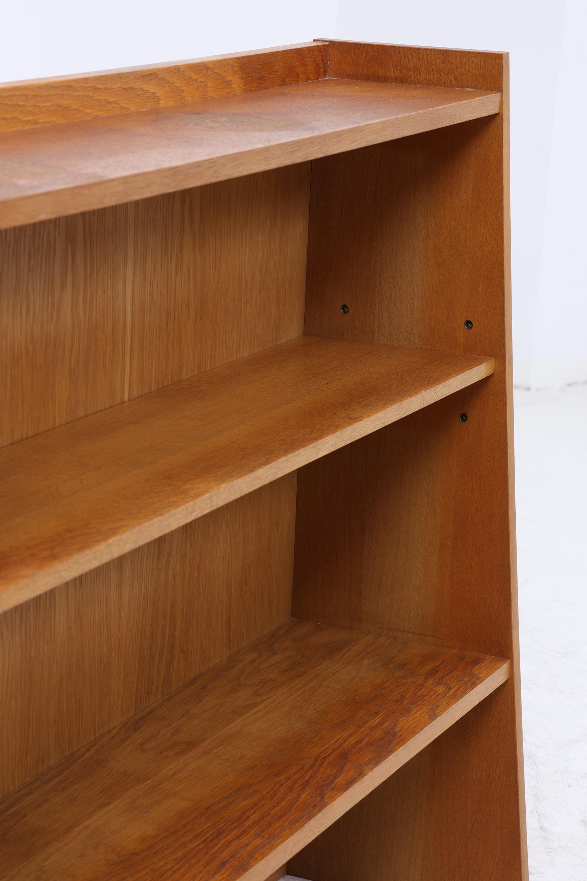 Vintage Hellerau Bücherregal aus Eiche | Mid Century Regal | 60er Retro Holz Aufbewahrung