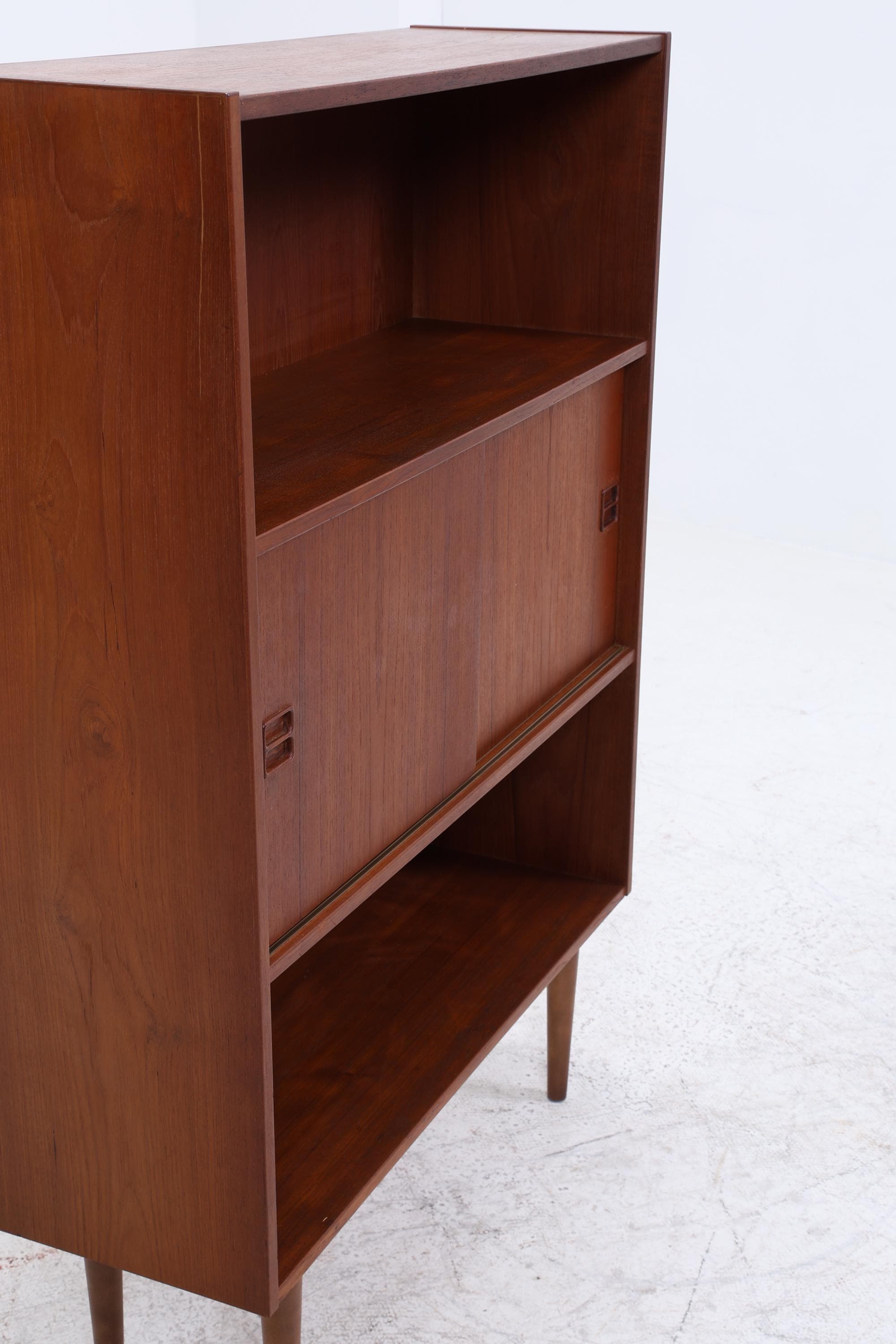 Vintage Teak Regal mit Schiebetüren | Mid Century Regal 60er Jahre | Bücherregal Holz