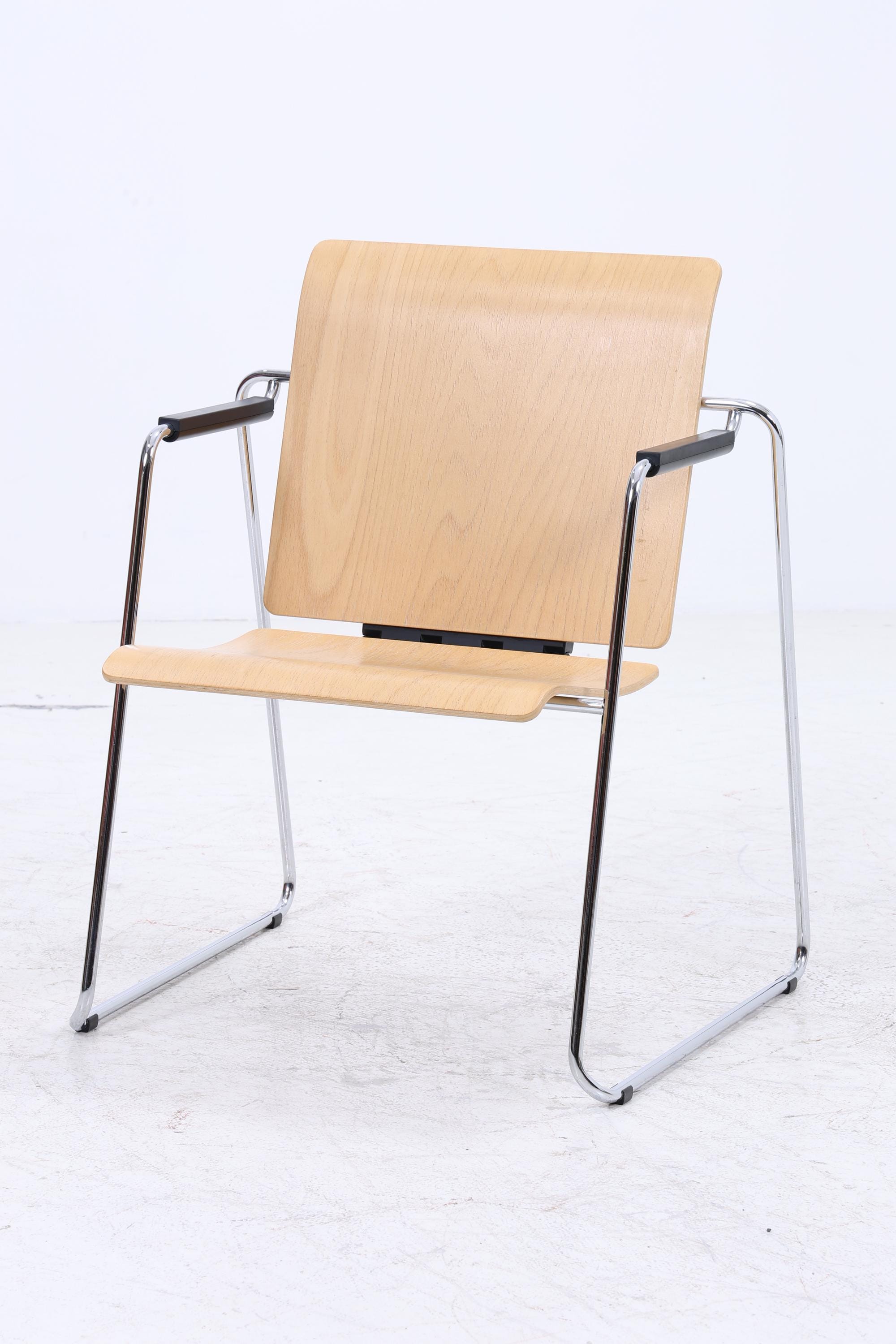 Vintage Stuhl Designklassiker | Ilian Milinov für ORT | Moderner Multifunktionsstuhl Tisch