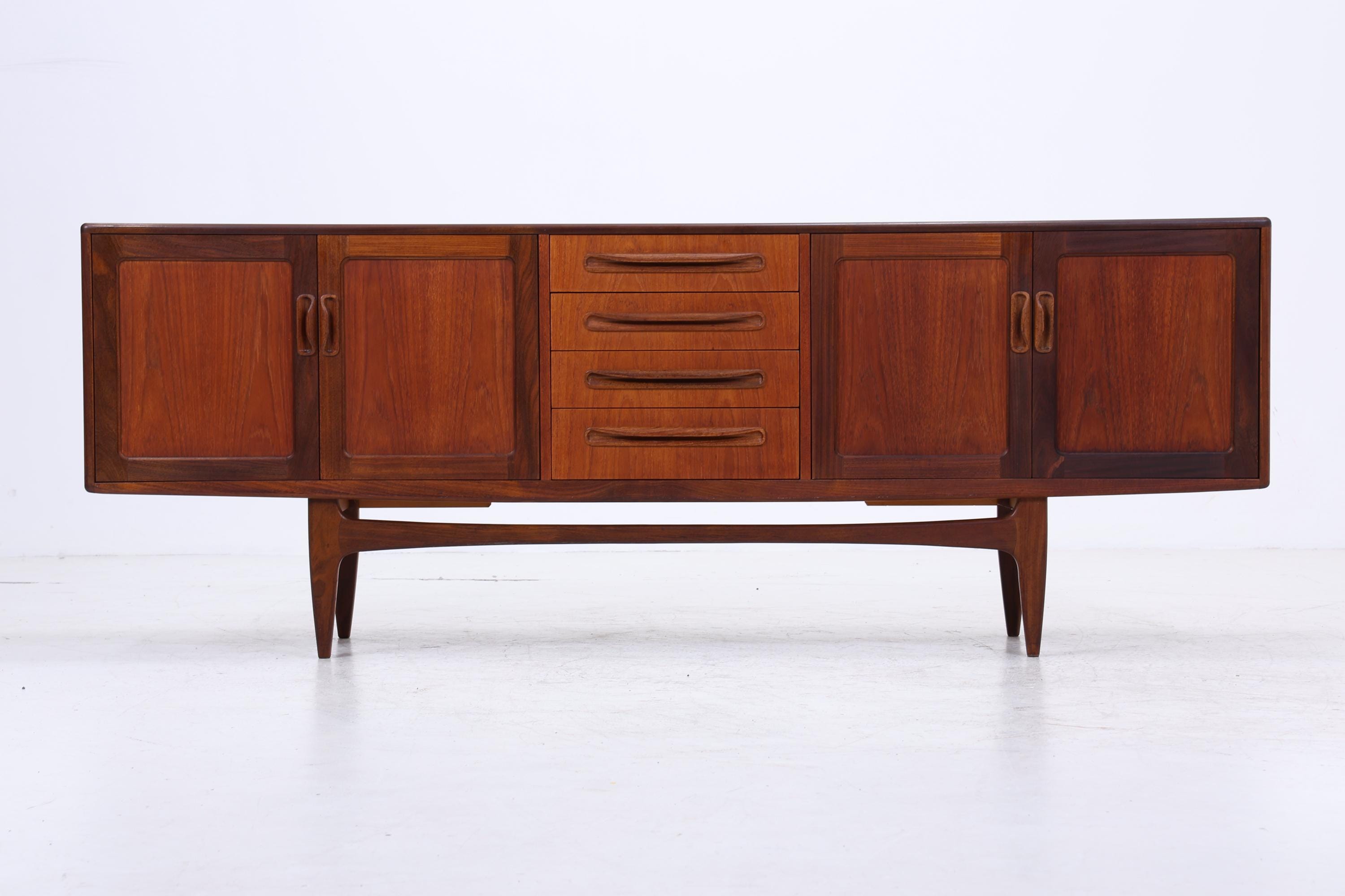 G-Plan Sideboard aus Teakholz | V. Wilkins Mid-Century Design | Vintage Kommode England