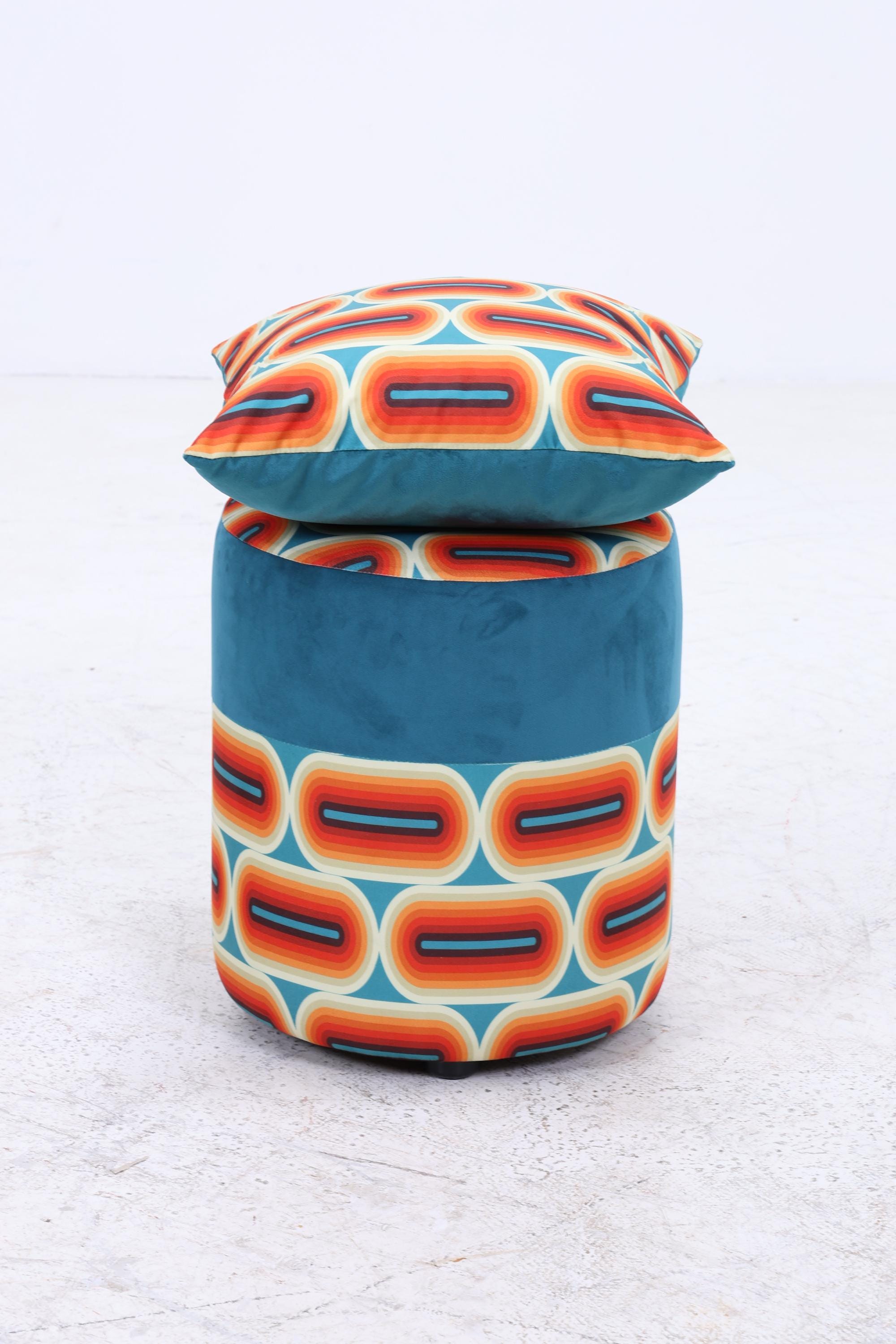 Fußhocker mit Kissen | Schlafzimmer Pouf | Gepolsterter Sitzhocker