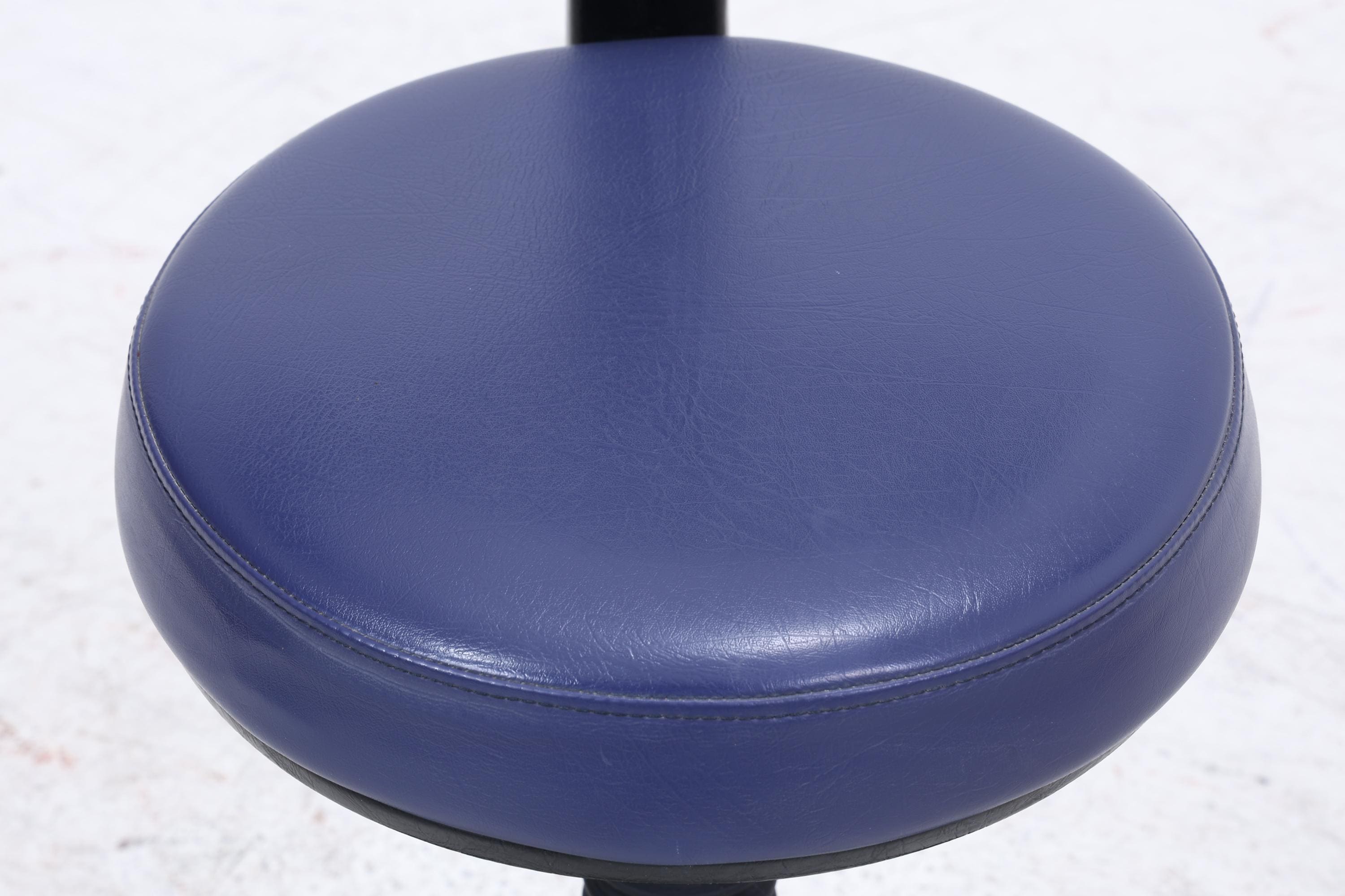 1v4 Siemens Sirona Stil Rollhocker | Vintage Praxis- & Laborhocker | Industrie Design Drehhocker