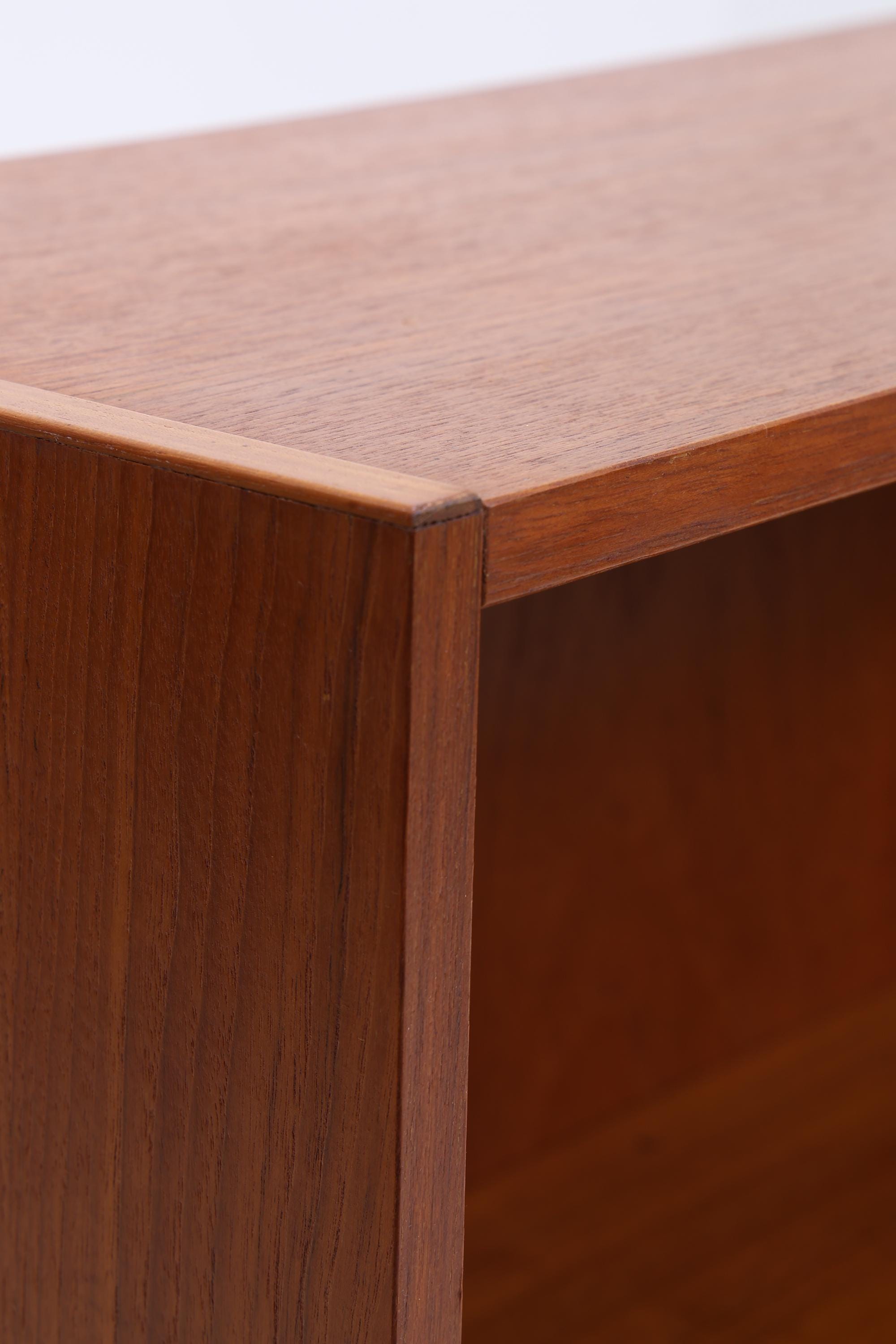 Vintage Teak Kommode | Mid-Century Schrank mit 2 Türen | Danish Design 1960er