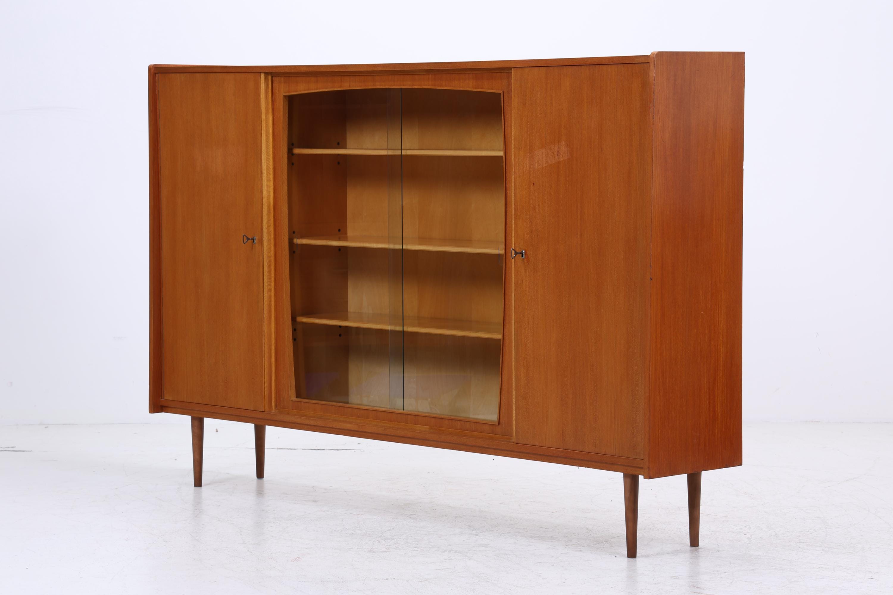 Vintage Vitrine aus den 60ern | Mid-Century Highboard mit Glas-Schiebetüren