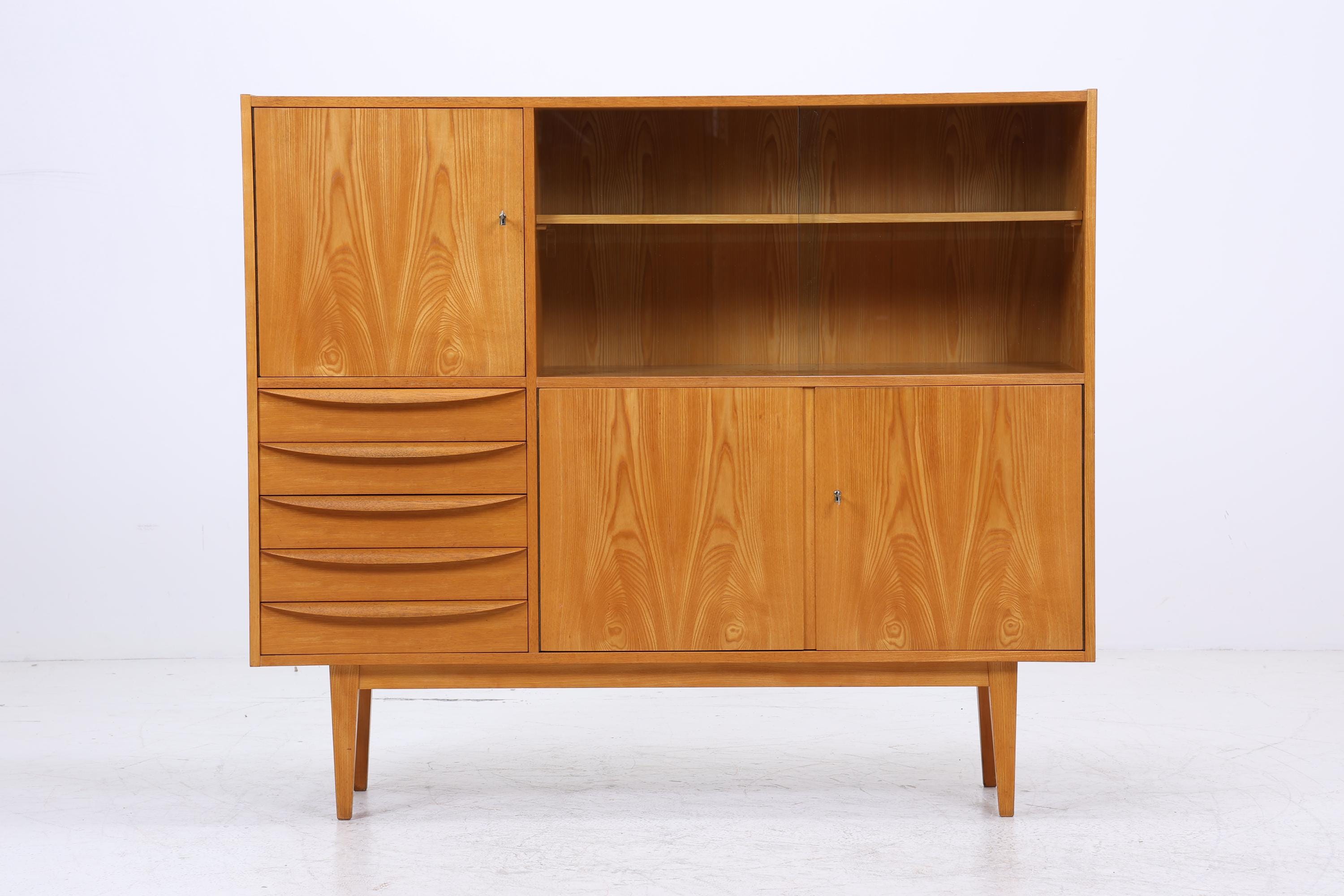 Hellerau Vitrine Serie 602 | Franz Ehrlich | Senesche Mid-Century Highboard
