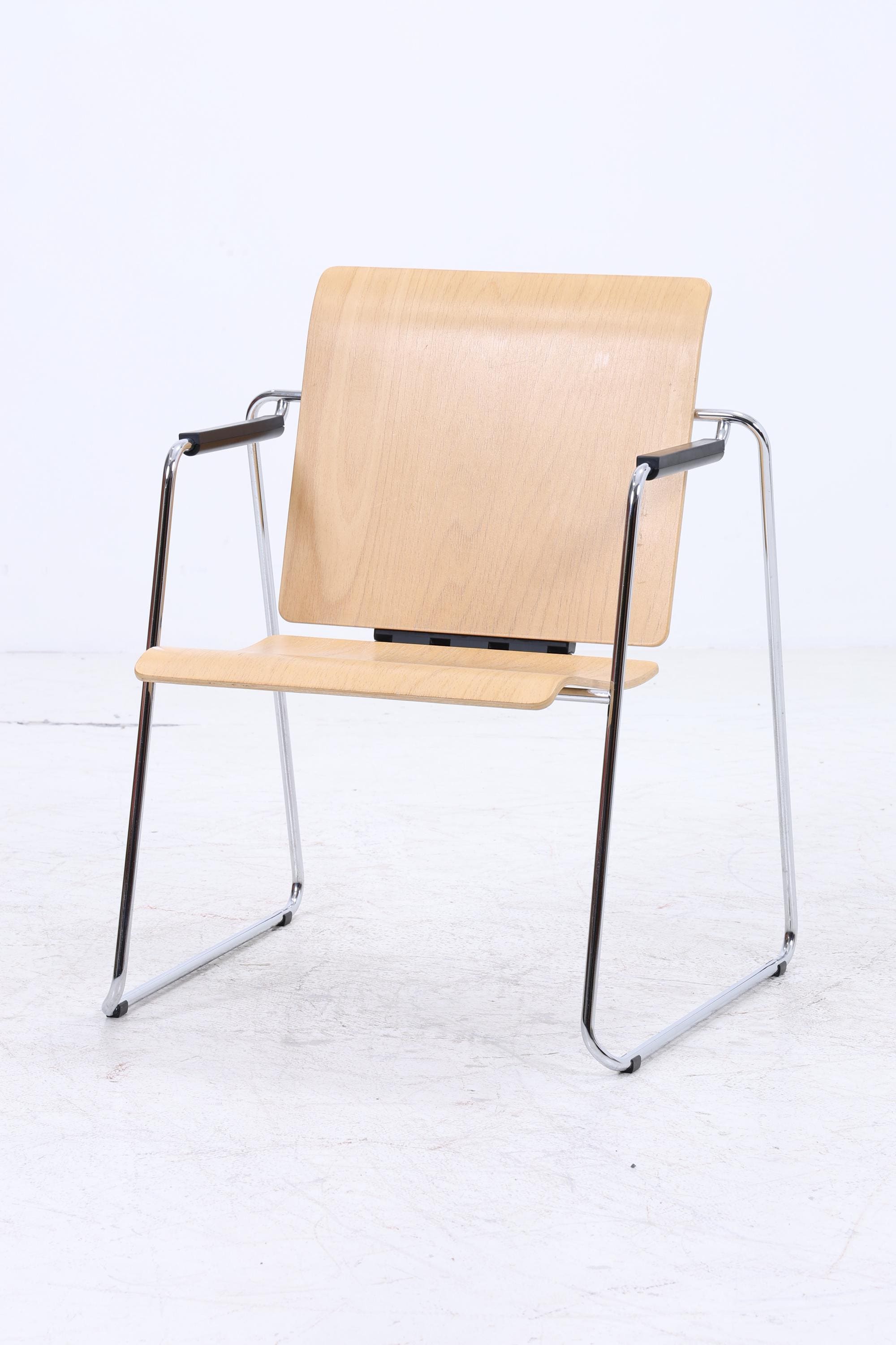 Vintage Stuhl Designklassiker | Ilian Milinov für ORT | Moderner Multifunktionsstuhl Tisch