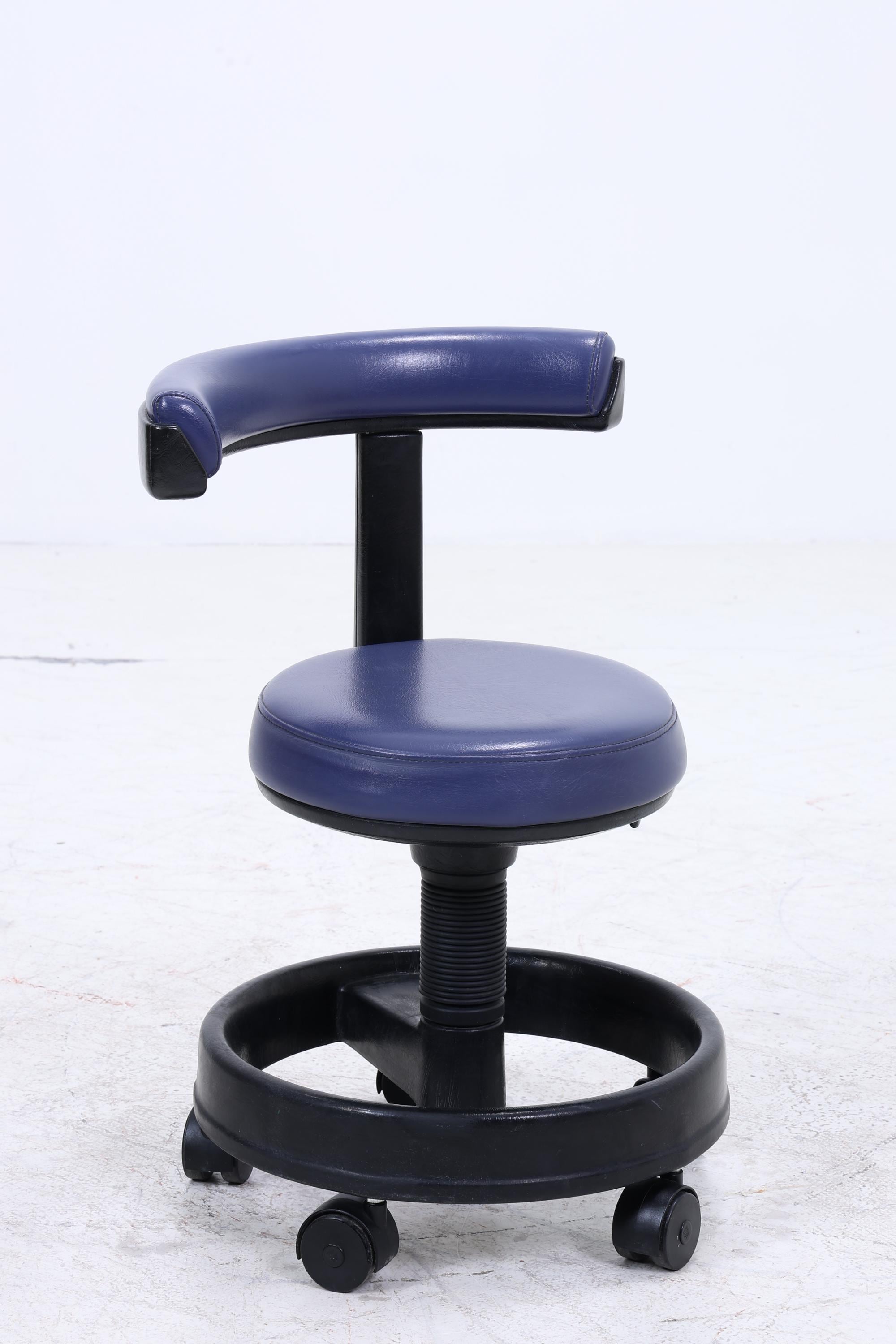 1v4 Siemens Sirona Stil Rollhocker | Vintage Praxis- & Laborhocker | Industrie Design Drehhocker