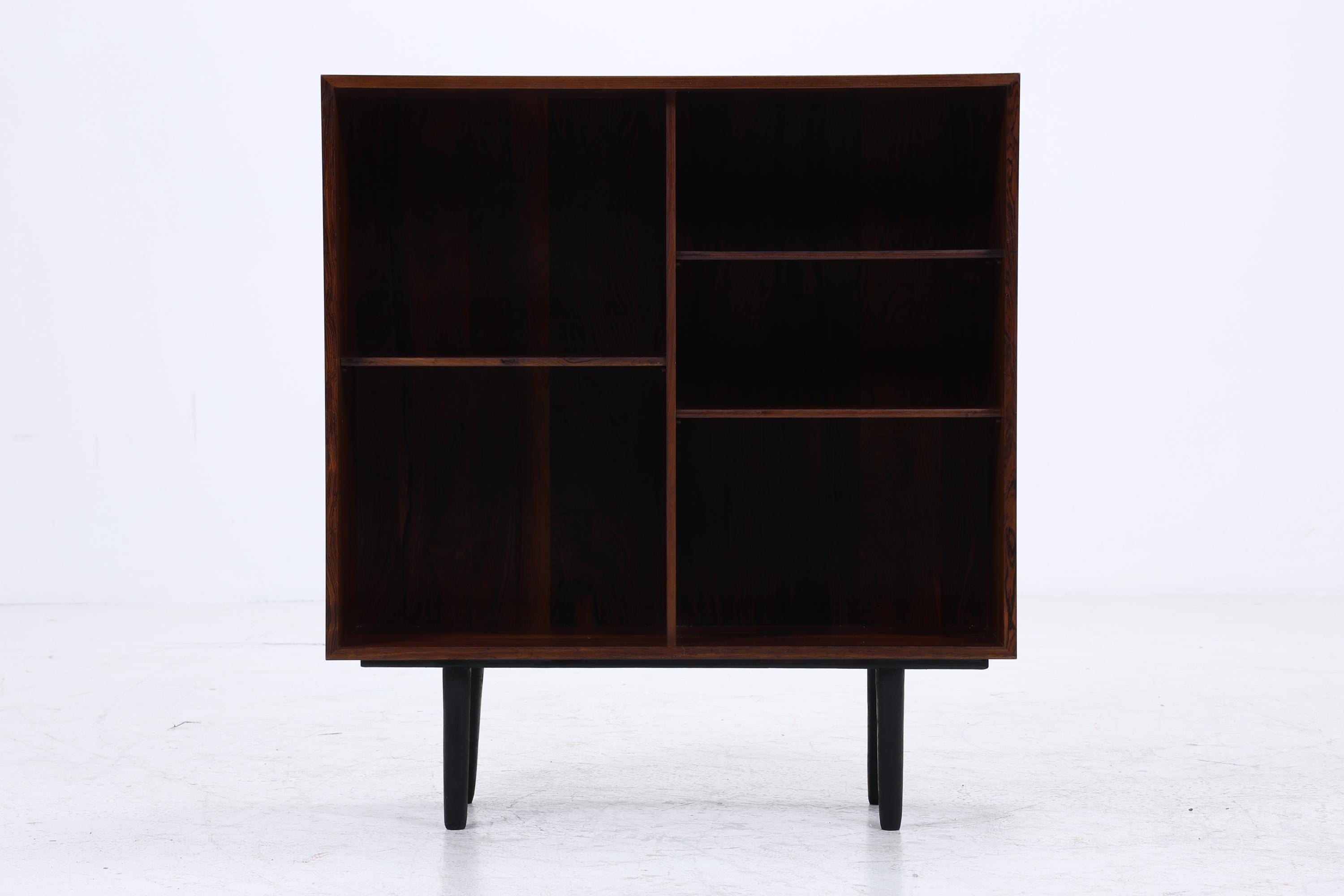 Vintage Palisander Regal | Mid-Century Bücherregal mit schwarzen Beinen | Skandinavisches Design 1960er