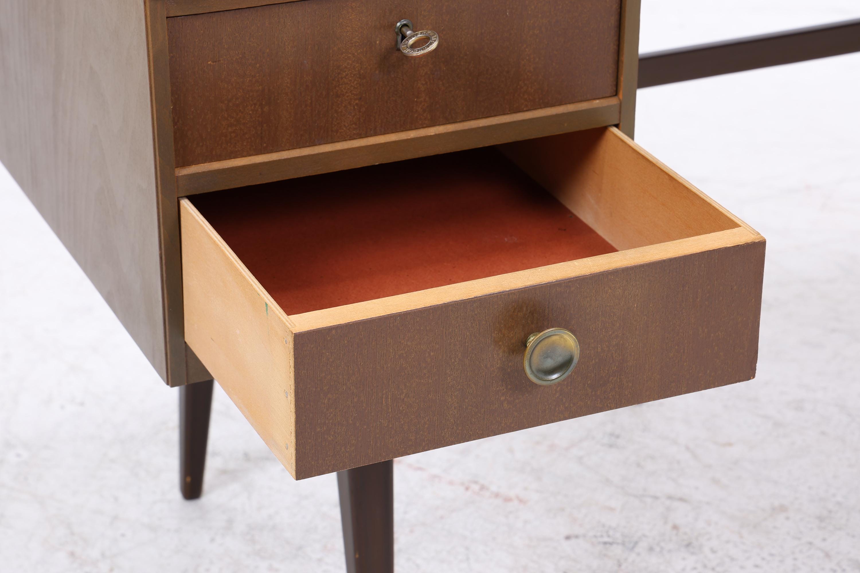 Vintage Schreibtisch | Mid Century Desk mit Resopal Oberfläche 50er 60er Jahre Holz Schubladen