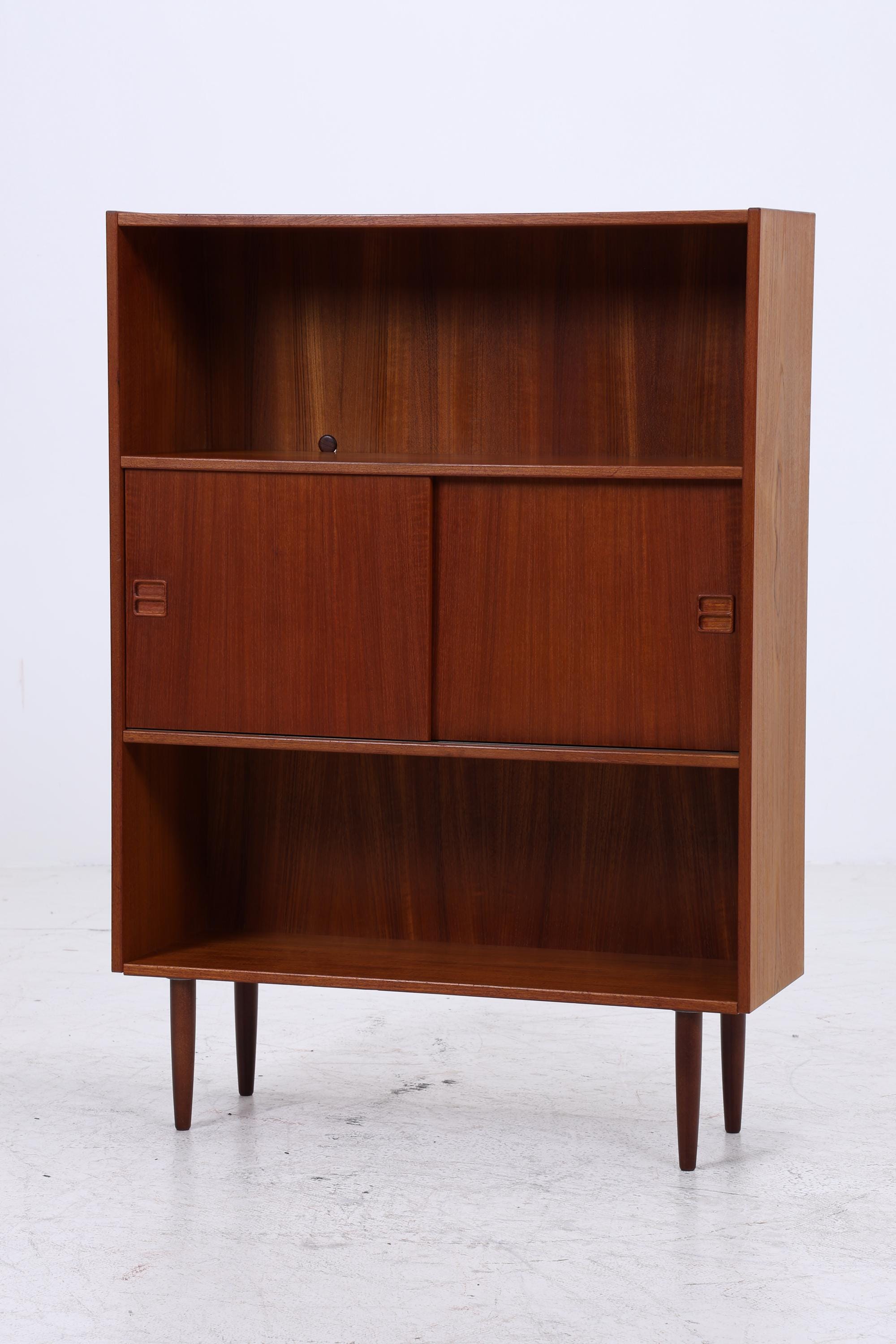 Vintage Teak Bücherschrank mit Schiebetüren | Mid Century Danish Design Regal 1960er