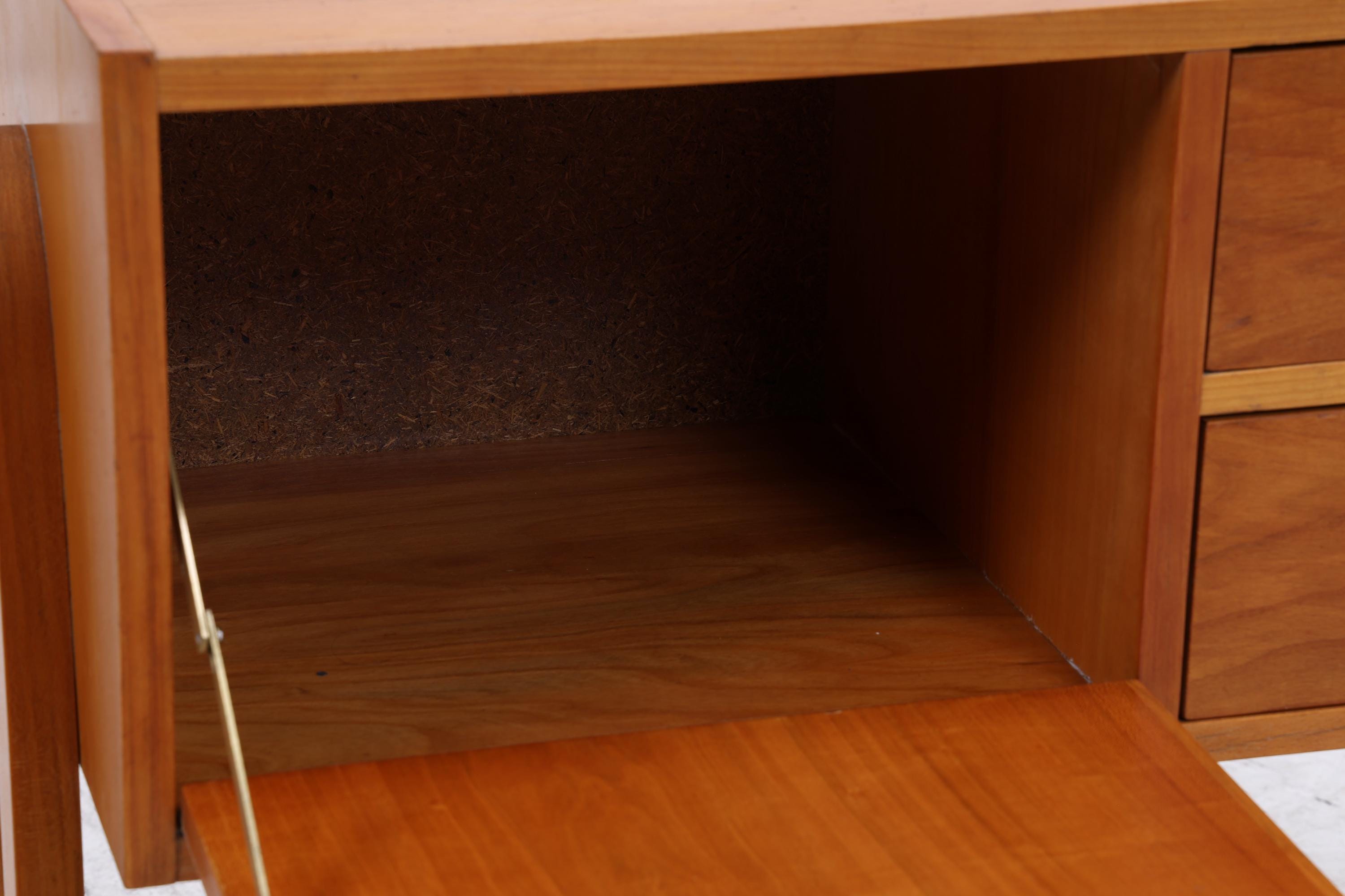 Vintage Teak Nachttisch mit Klappe & Schubladen | Mid Century Mini Kommode 1960er