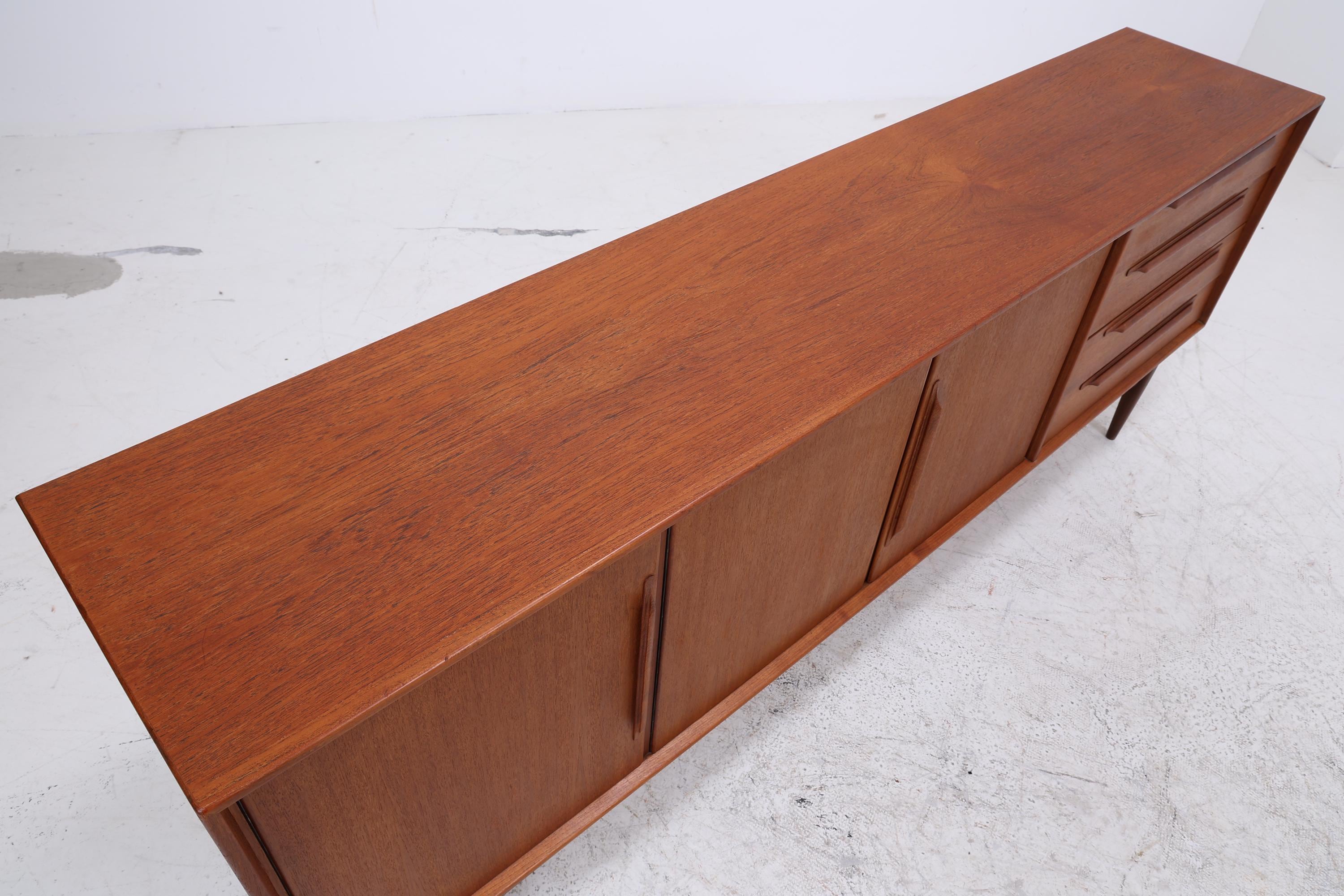 Vintage Teak Sideboard von Heinrich Riestenpatt für RT Möbel | Mid Century Modell RT200 Anrichte Retro Holz Aufbewahrung