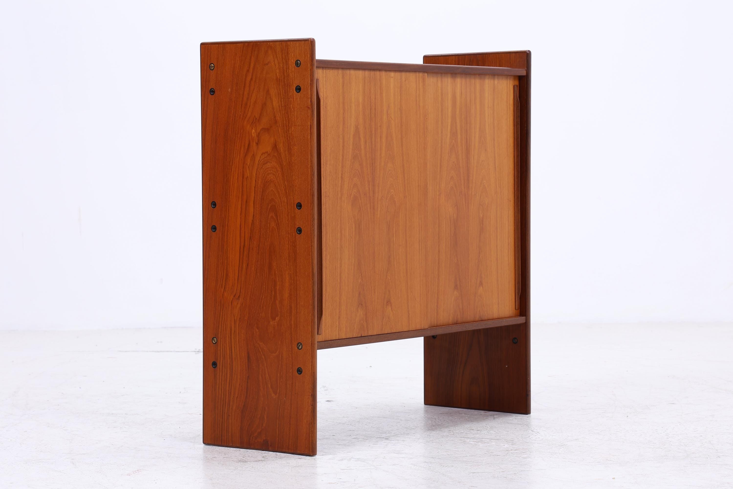 Vintage Teak Kommode mit Schiebetüren | Mid-Century Schrank Danish Modern