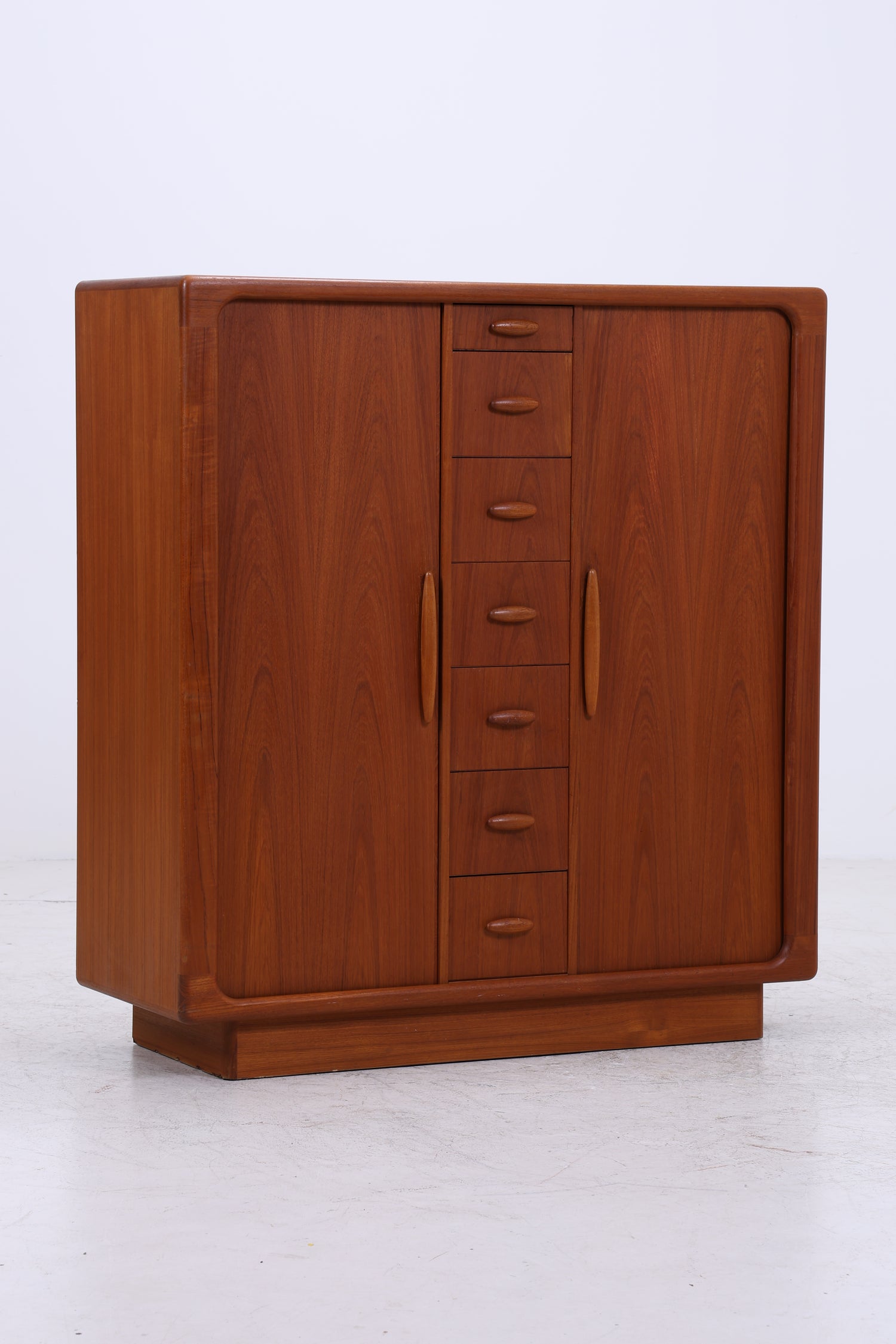 Dyrlund Herrenschrank Teak | Danish Design Cabinet | Vintage Lamellentüren Schrank | Seltene Ausführung