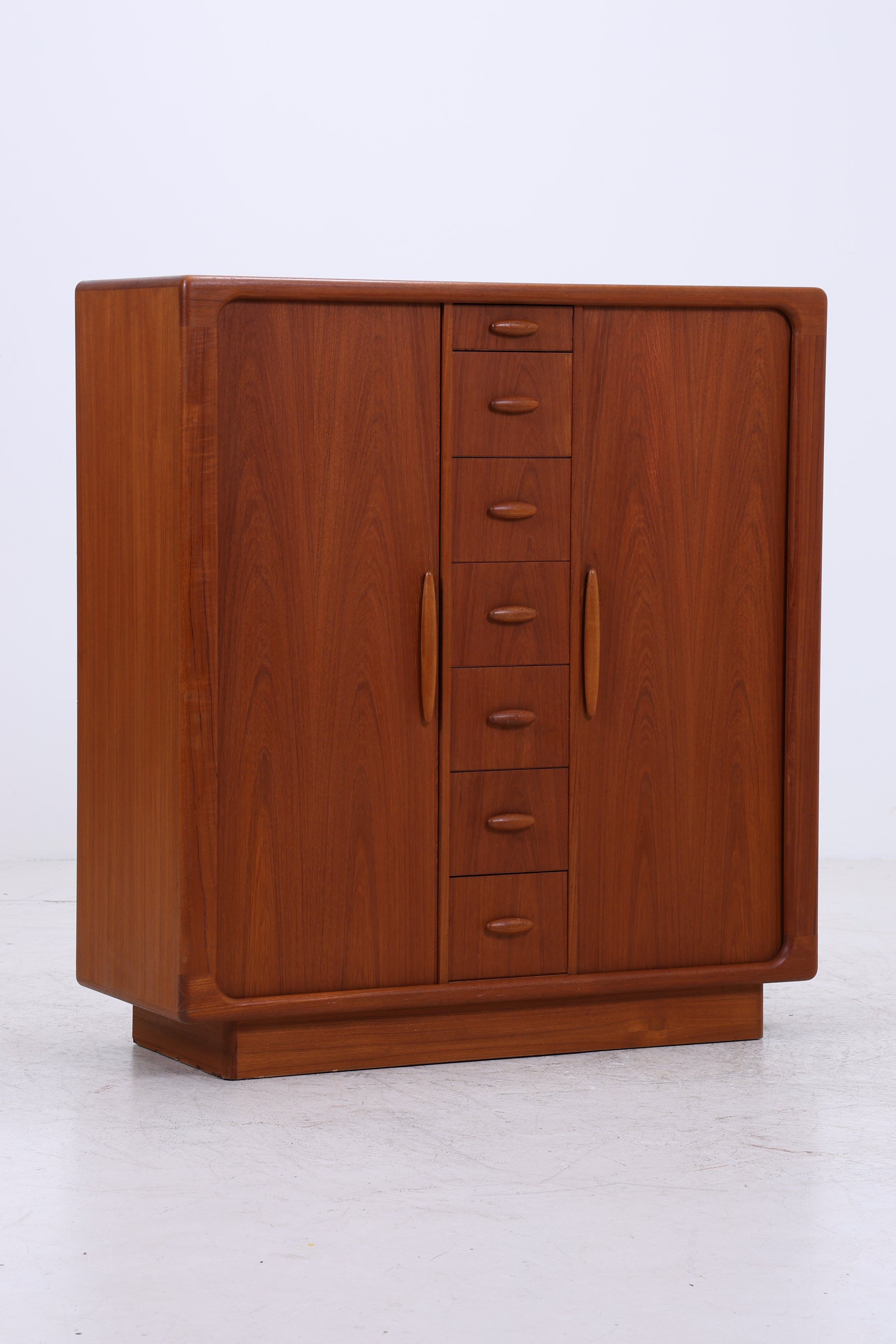 Dyrlund Herrenschrank Teak | Danish Design Cabinet | Vintage Lamellentüren Schrank | Seltene Ausführung