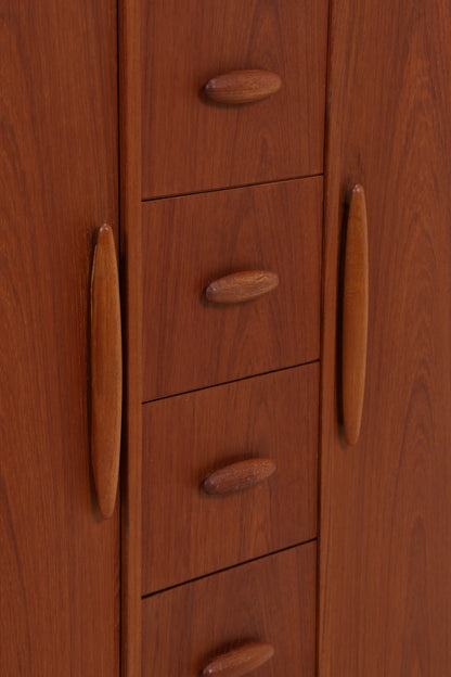 Dyrlund Herrenschrank Teak | Danish Design Cabinet | Vintage Lamellentüren Schrank | Seltene Ausführung