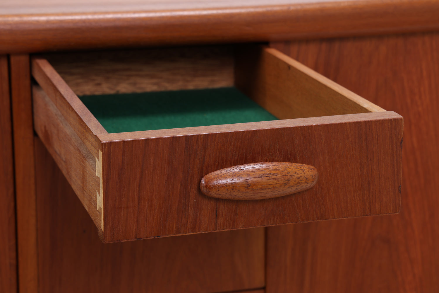 Dyrlund Herrenschrank Teak | Danish Design Cabinet | Vintage Lamellentüren Schrank | Seltene Ausführung