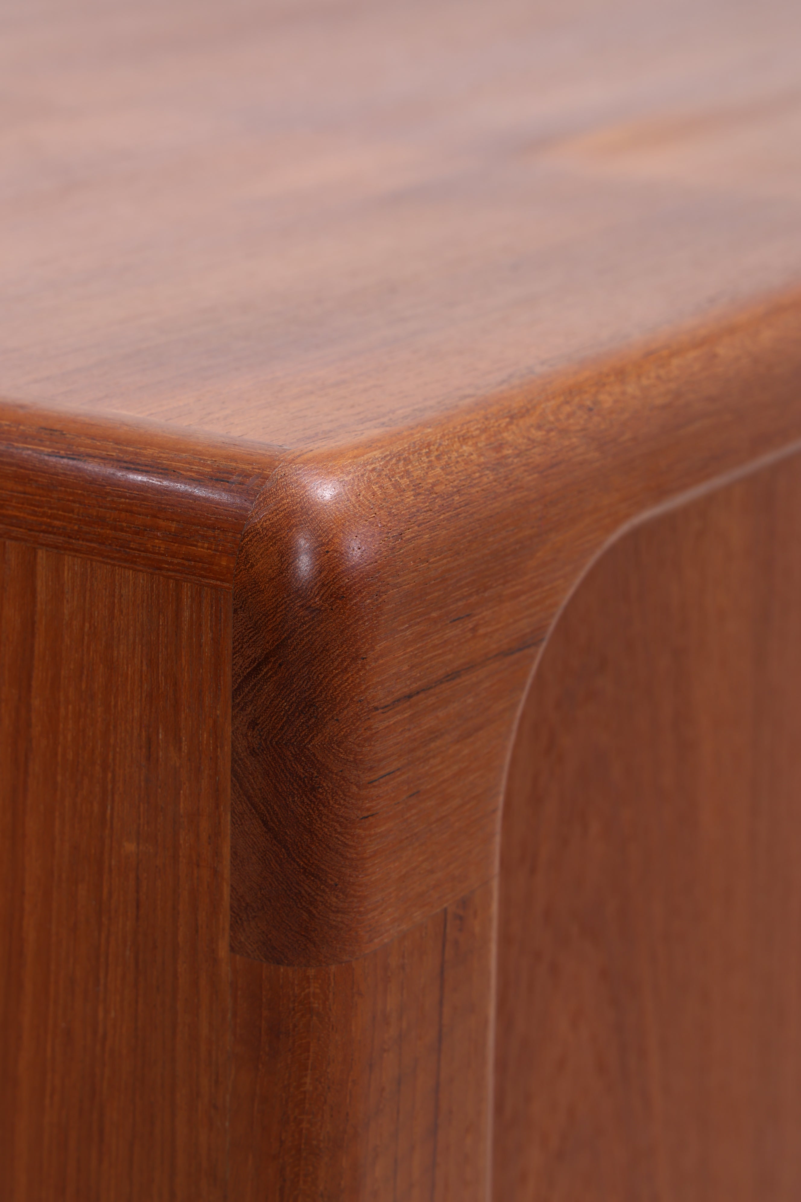 Dyrlund Herrenschrank Teak | Danish Design Cabinet | Vintage Lamellentüren Schrank | Seltene Ausführung
