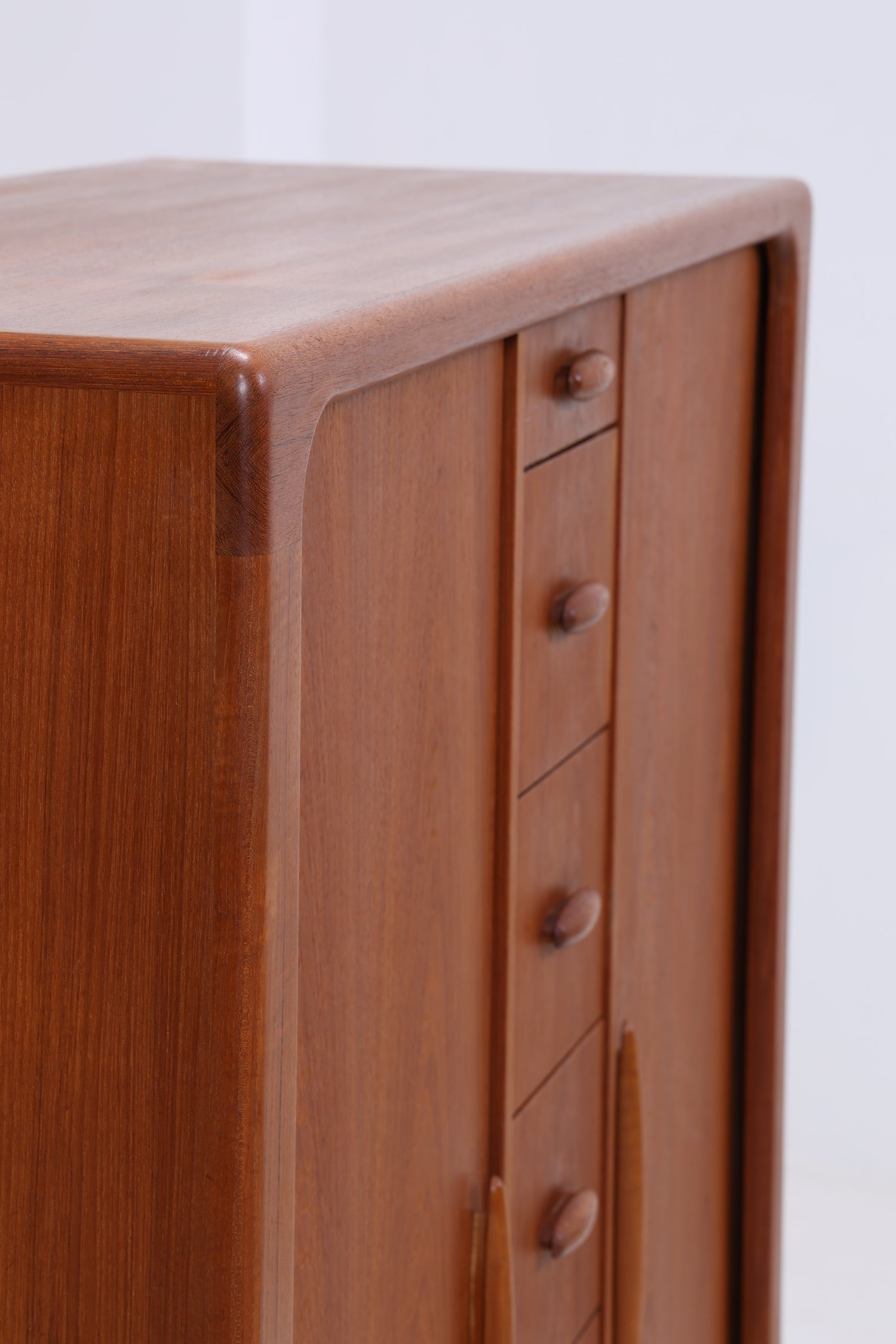 Dyrlund Herrenschrank Teak | Danish Design Cabinet | Vintage Lamellentüren Schrank | Seltene Ausführung