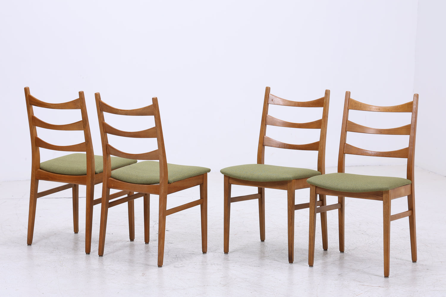 4er Set Vintage Esszimmerstühle |  | Mid Century Stühle Dining Chairs