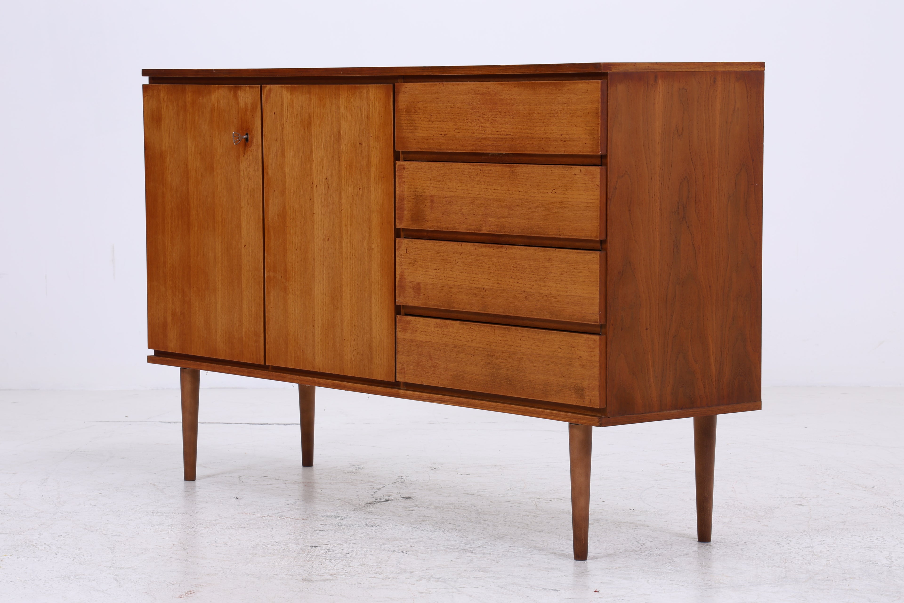 Vintage Sideboard | Mid Century Kommode | Nussbaum Anrichte 60er Jahre