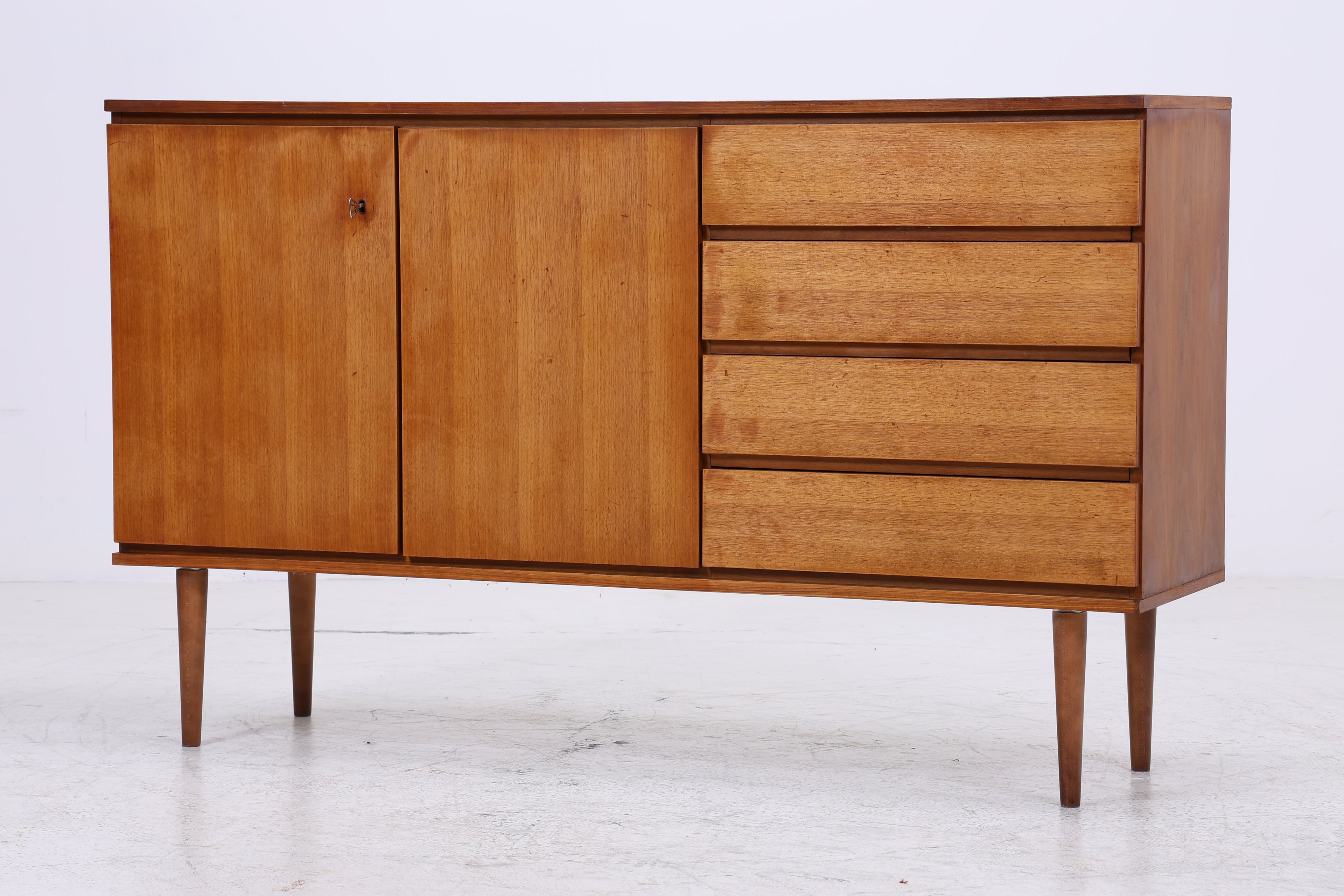 Vintage Sideboard | Mid Century Kommode | Nussbaum Anrichte 60er Jahre