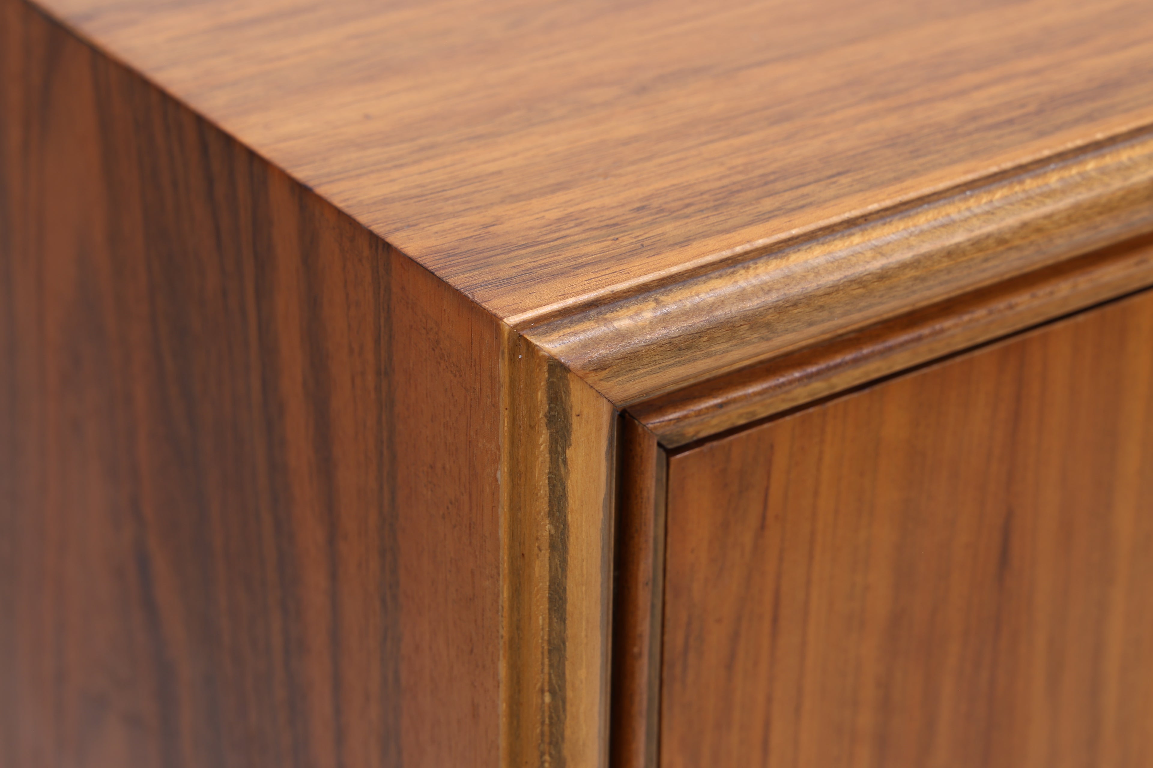 Vintage Kleiderschrank | Mid Century Schrank | 60er Jahre
