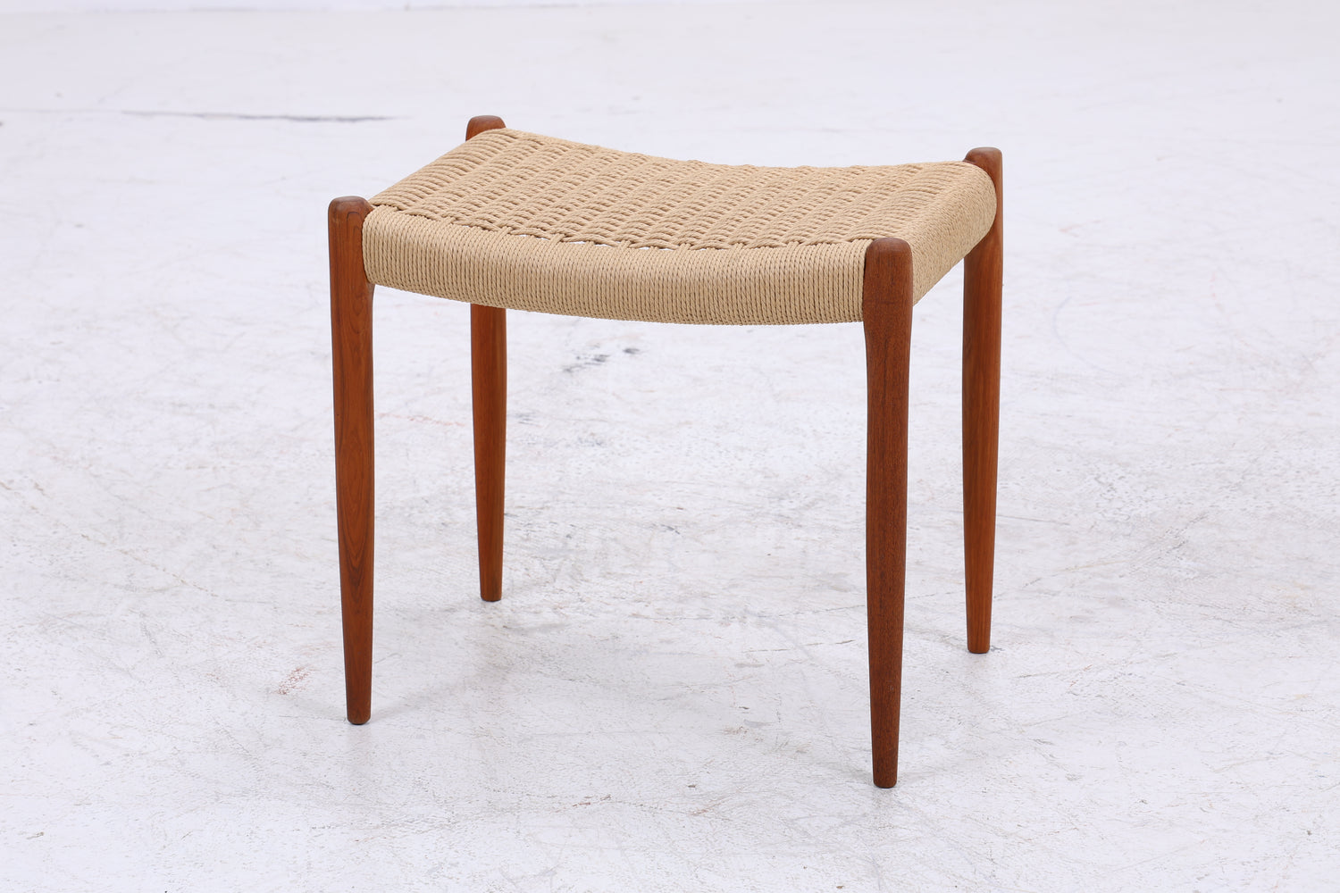 Niels Otto Møller Hocker | Modell 80A | Teak | Danish Design