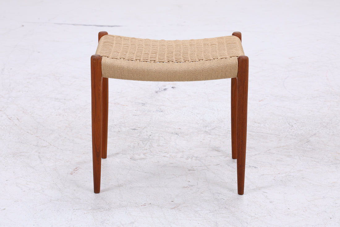 Niels Otto Møller Hocker | Modell 80A | Teak | Danish Design