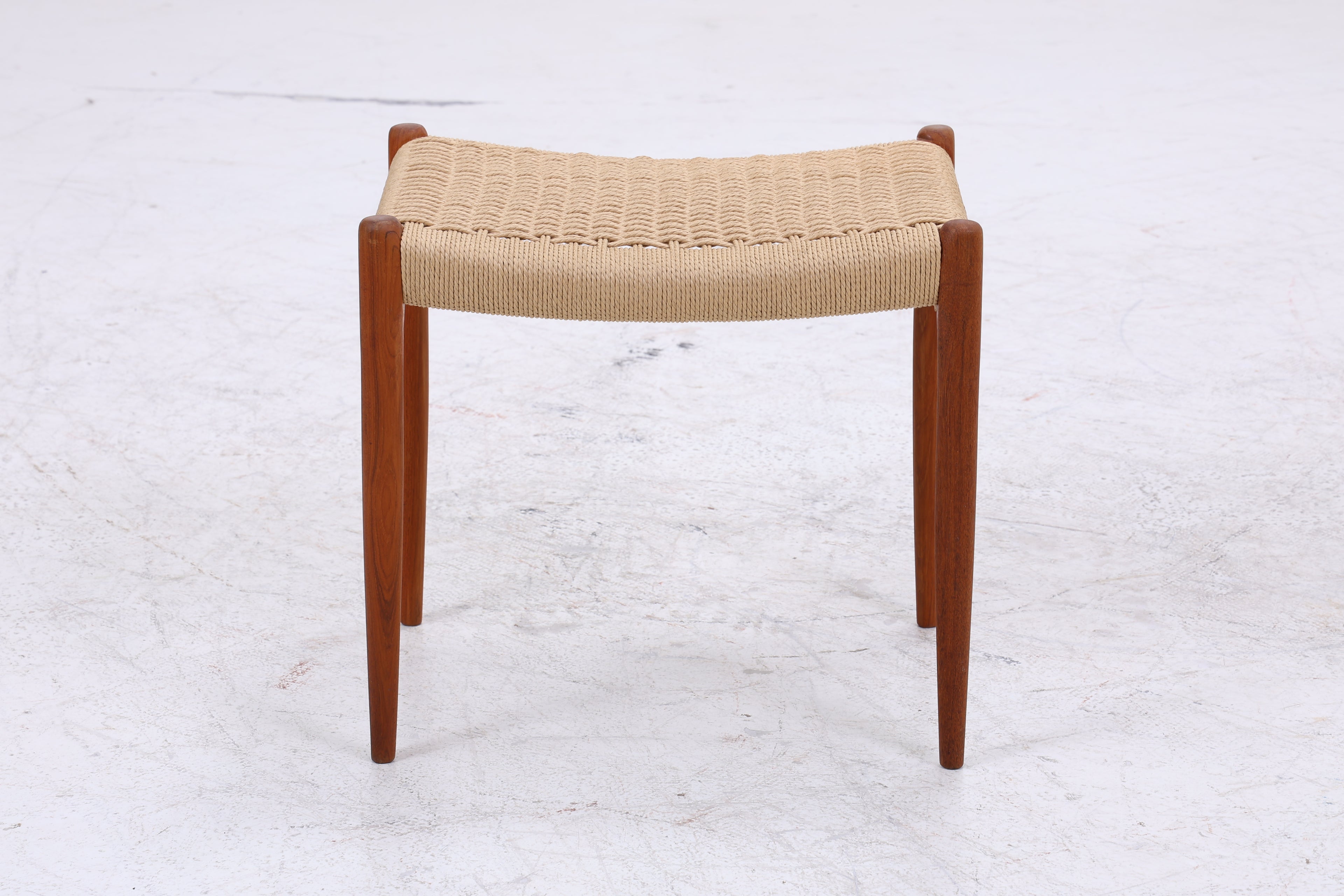 Niels Otto Møller Hocker | Modell 80A | Teak | Danish Design