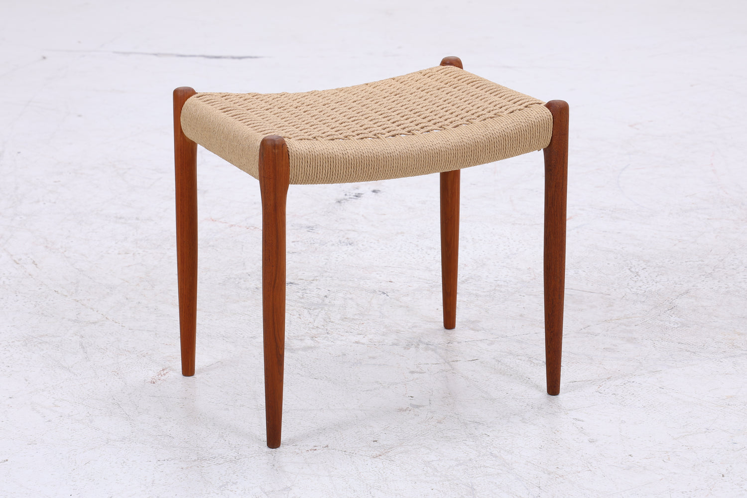 Niels Otto Møller Hocker | Modell 80A | Teak | Danish Design