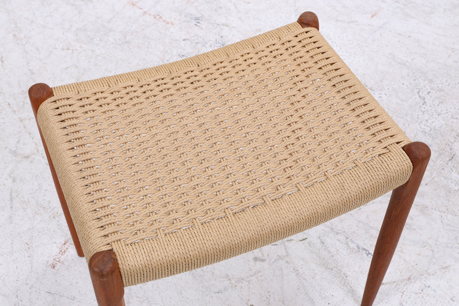 Niels Otto Møller Hocker | Modell 80A | Teak | Danish Design
