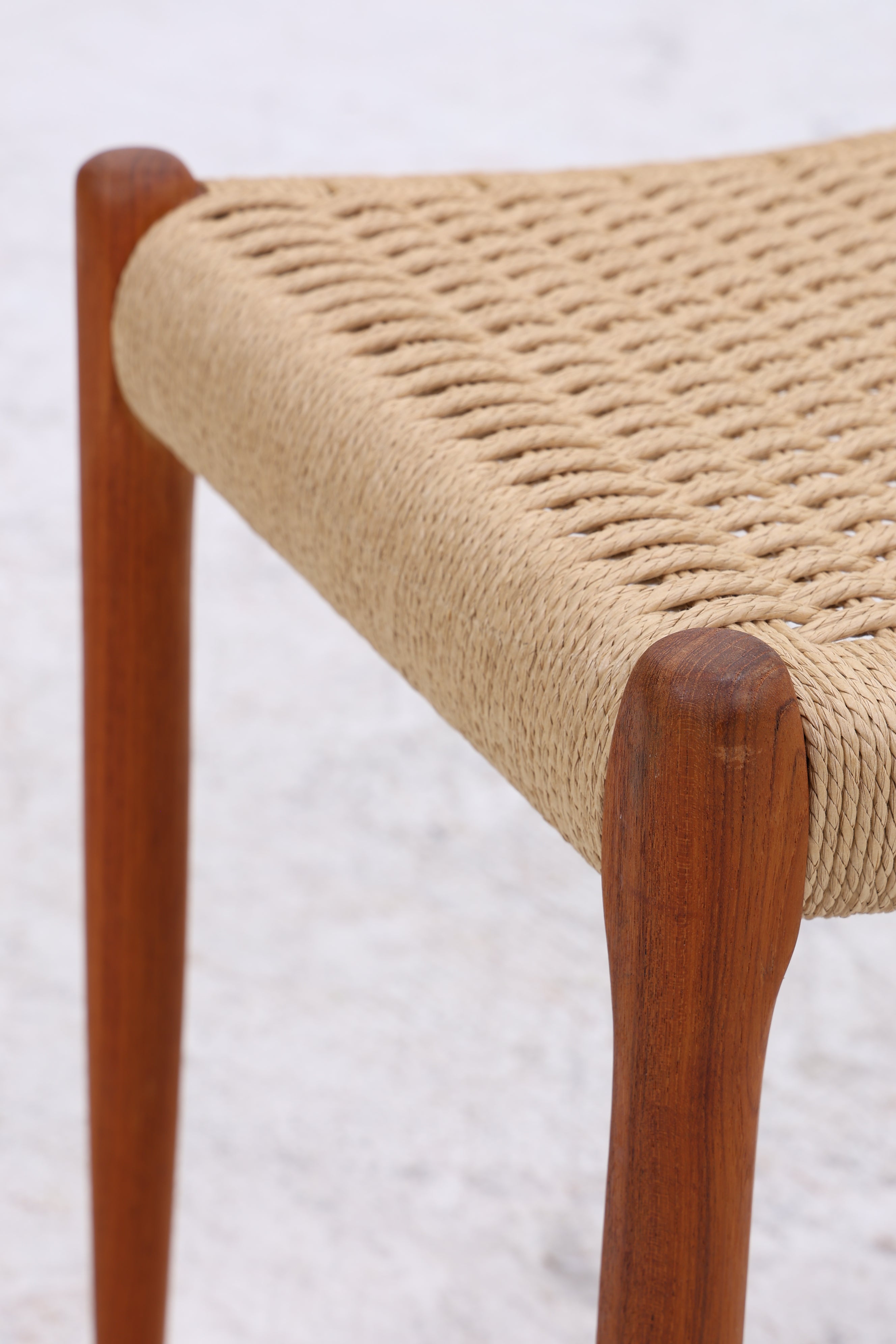 Niels Otto Møller Hocker | Modell 80A | Teak | Danish Design
