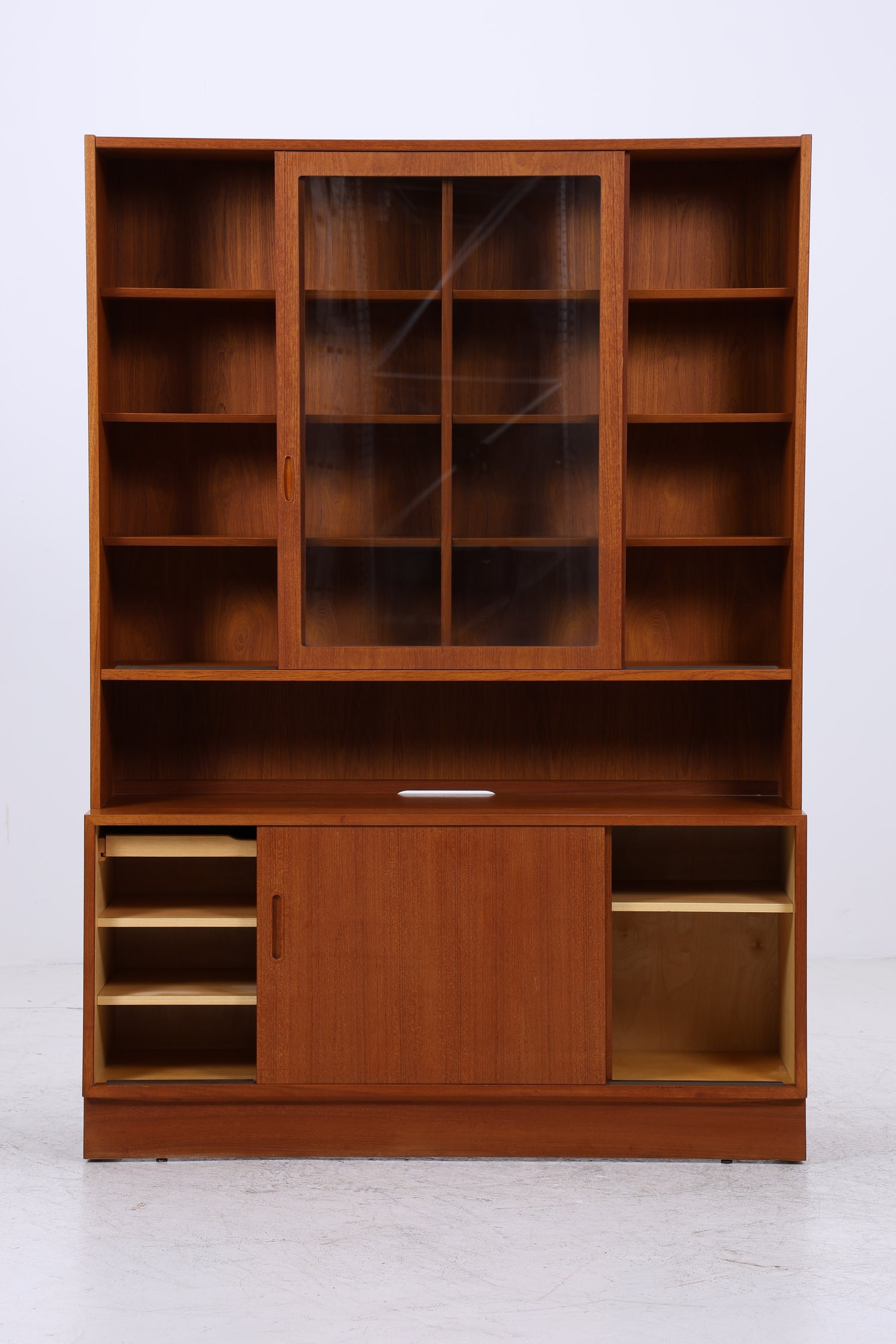 Vintage Teak Schrank von Poul Hundevad | Danish Design | Mid Century Vitrine