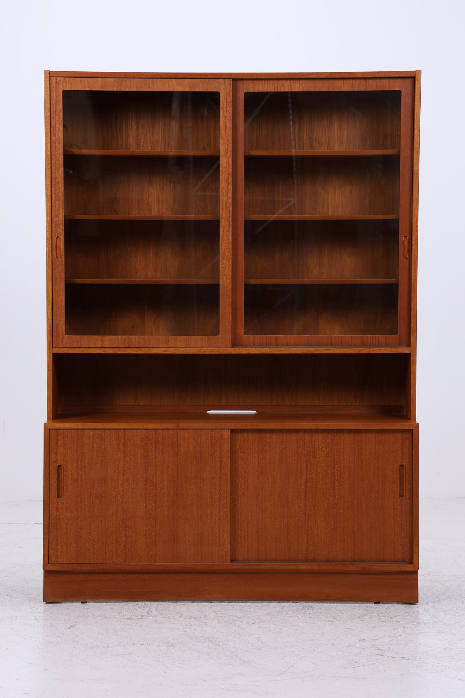 Vintage Teak Schrank von Poul Hundevad | Danish Design | Mid Century Vitrine