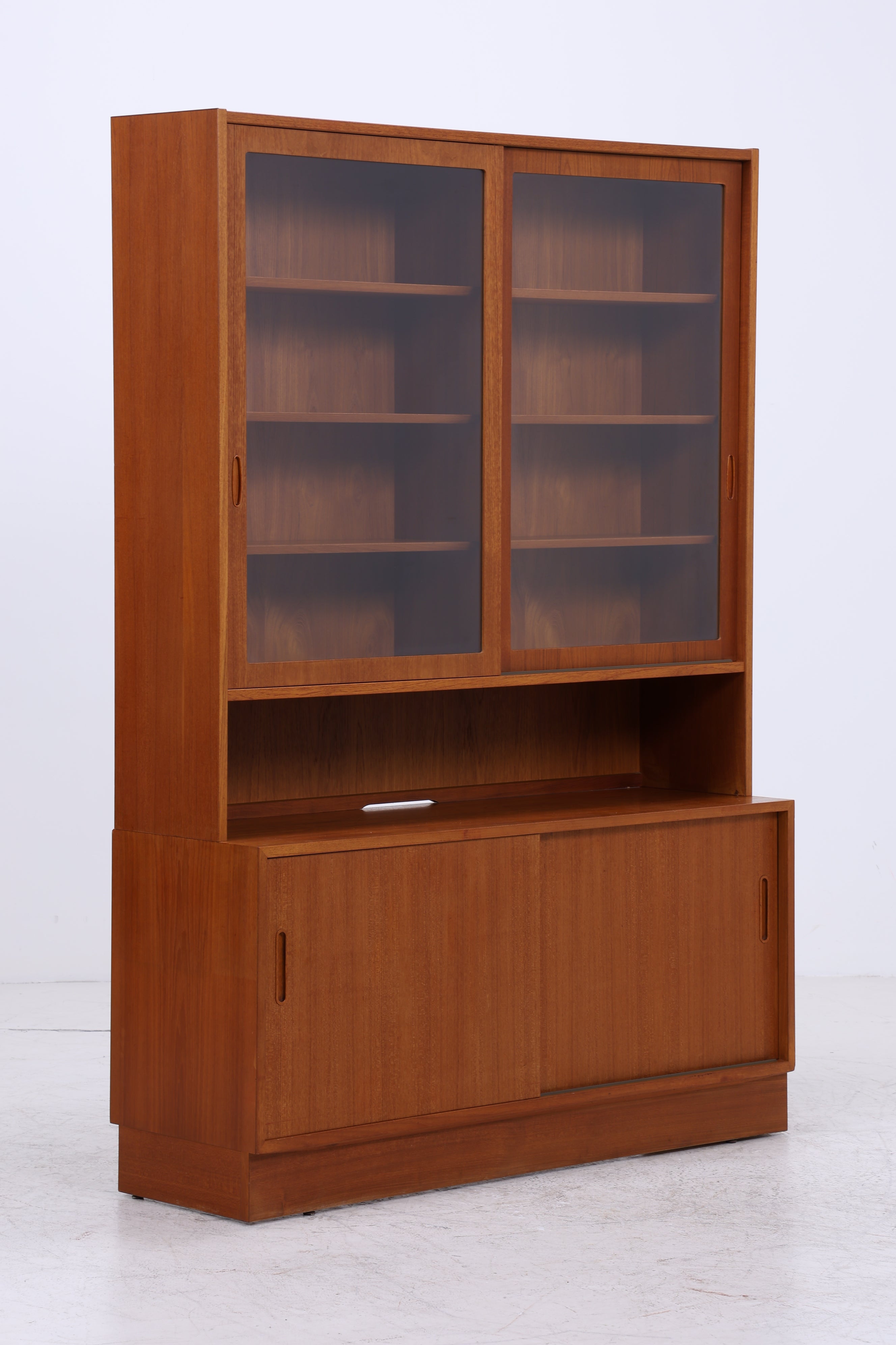 Vintage Teak Schrank von Poul Hundevad | Danish Design | Mid Century Vitrine