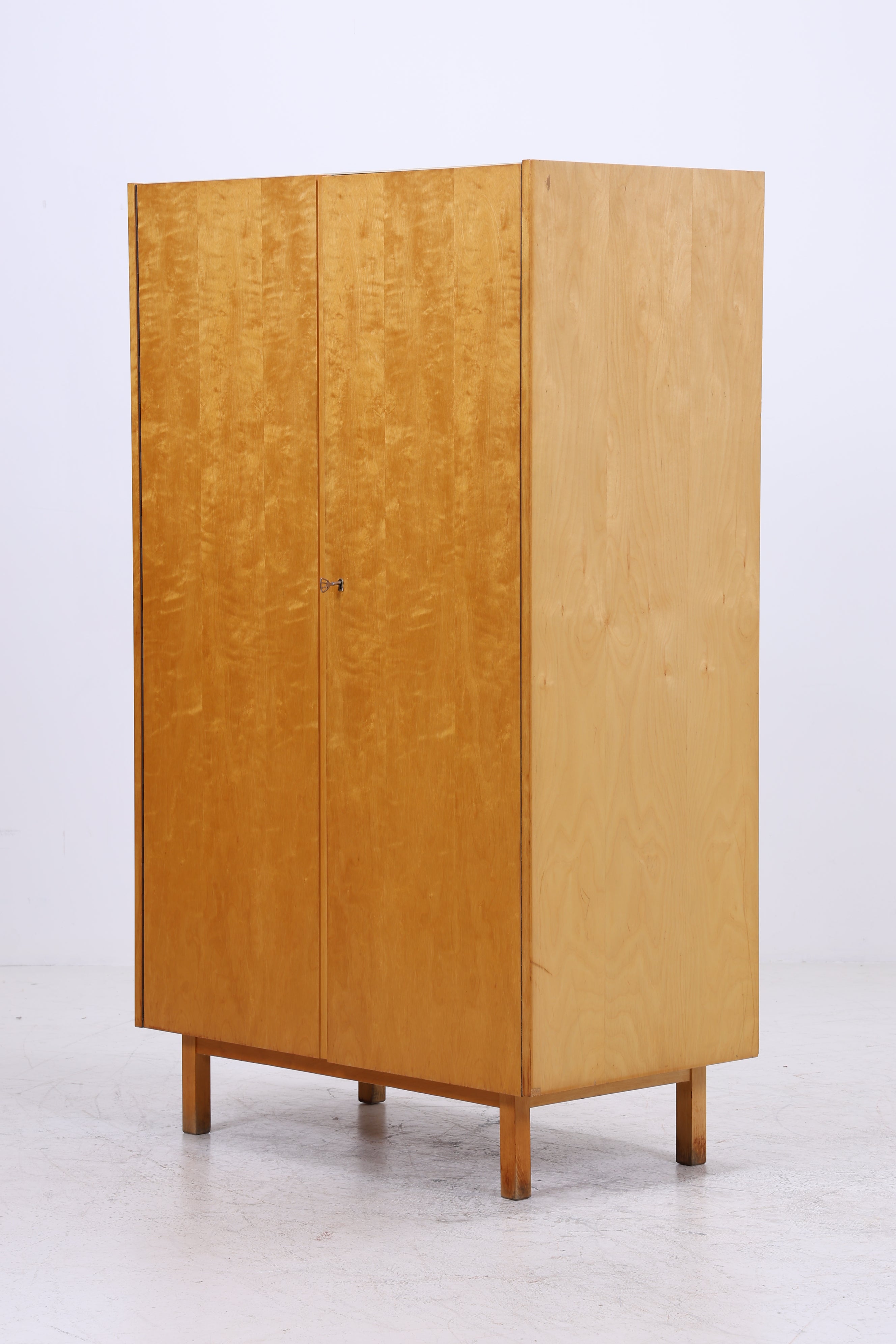 Vintage Hellerau Kleiderschrank | Mid Century Birke Wäscheschrank| DDR Design