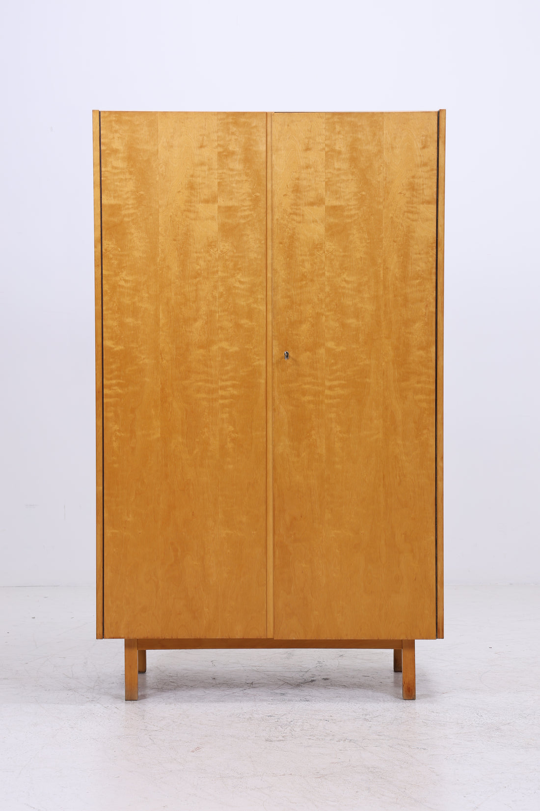 Vintage Hellerau Kleiderschrank | Mid Century Birke Wäscheschrank| DDR Design
