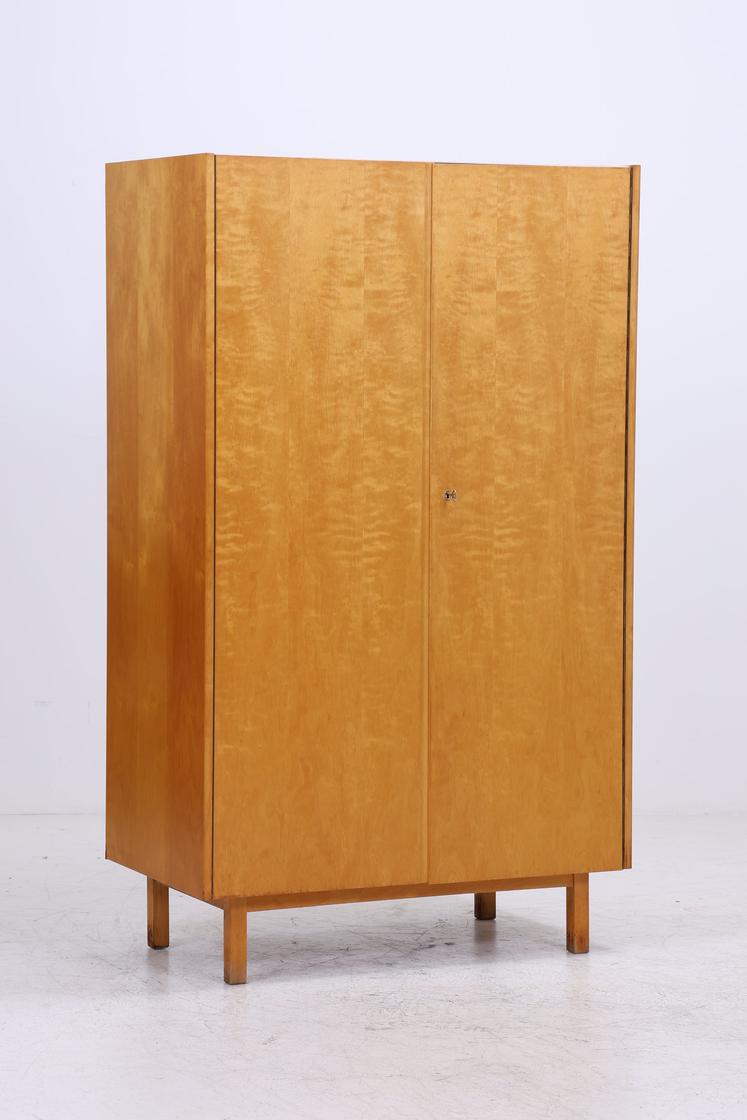 Vintage Hellerau Kleiderschrank | Mid Century Birke Wäscheschrank| DDR Design