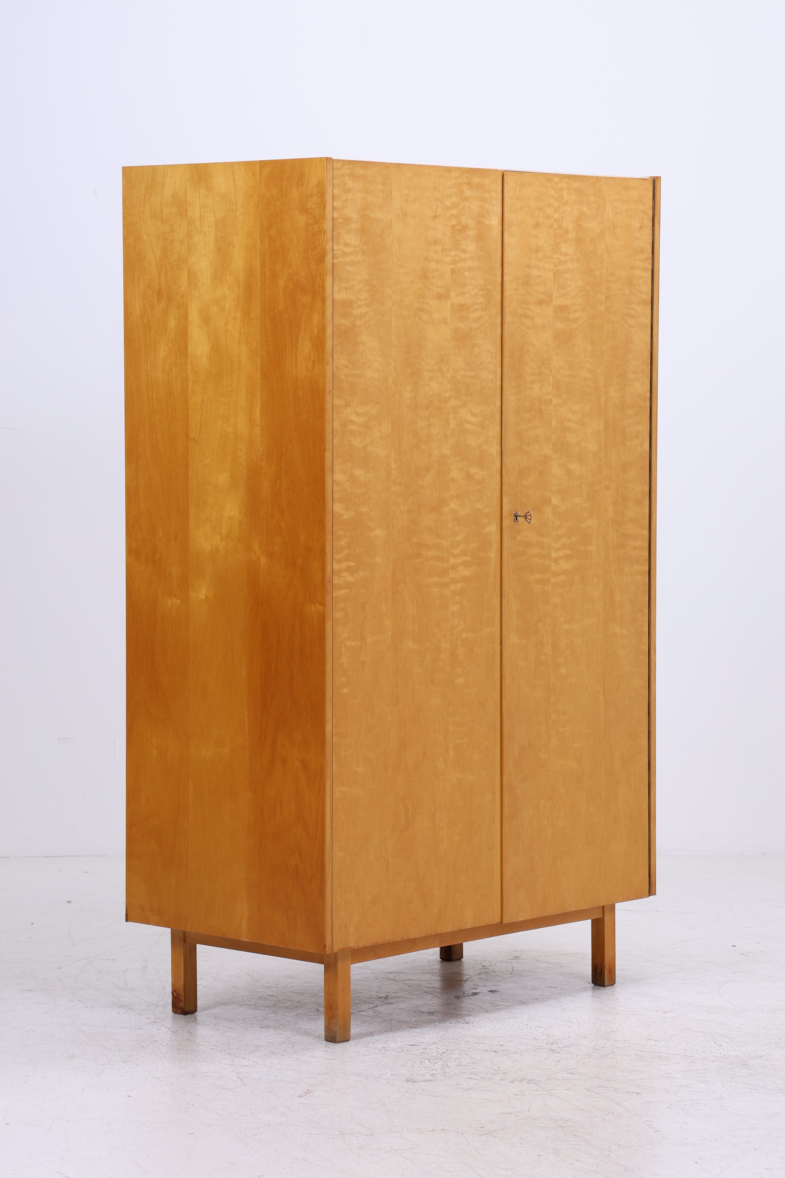 Vintage Hellerau Kleiderschrank | Mid Century Birke Wäscheschrank| DDR Design