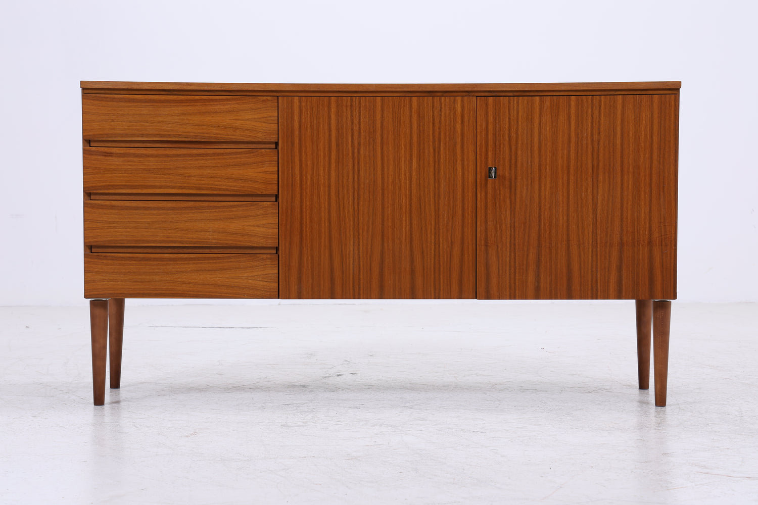 Vintage Nussbaum Sideboard | Mid Century Anrichte| 60er Jahre