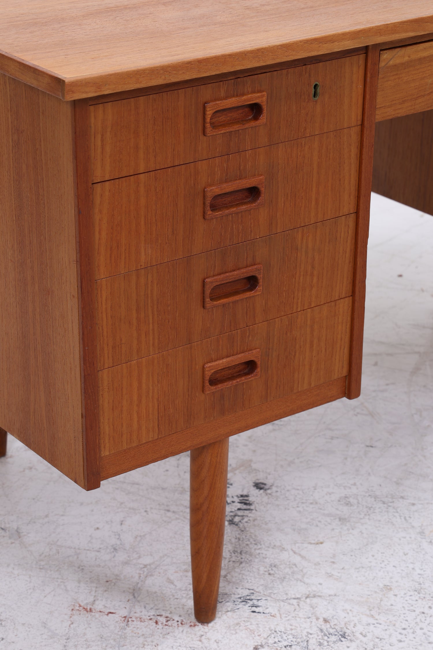 Vintage Teak Schreibtisch | Mid Century Arbeitstisch | Danish Design