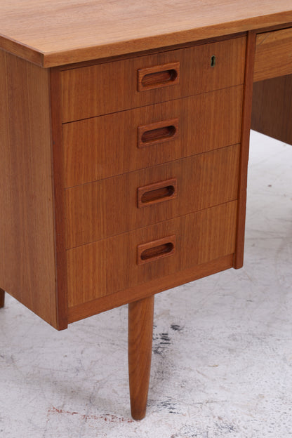 Vintage Teak Schreibtisch | Mid Century Arbeitstisch | Danish Design