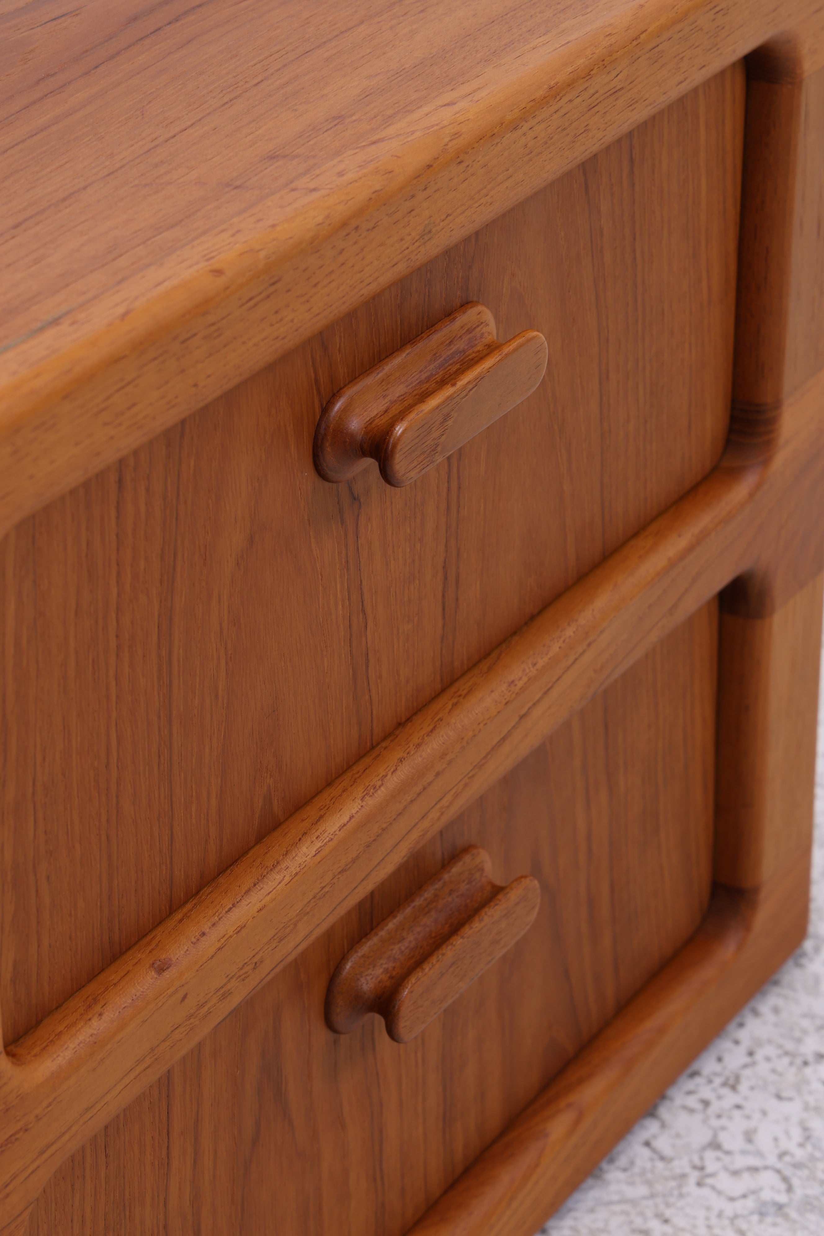 Vintage Dyrlund Teak Eckkommode | Danish Design | Mid Century Kommode