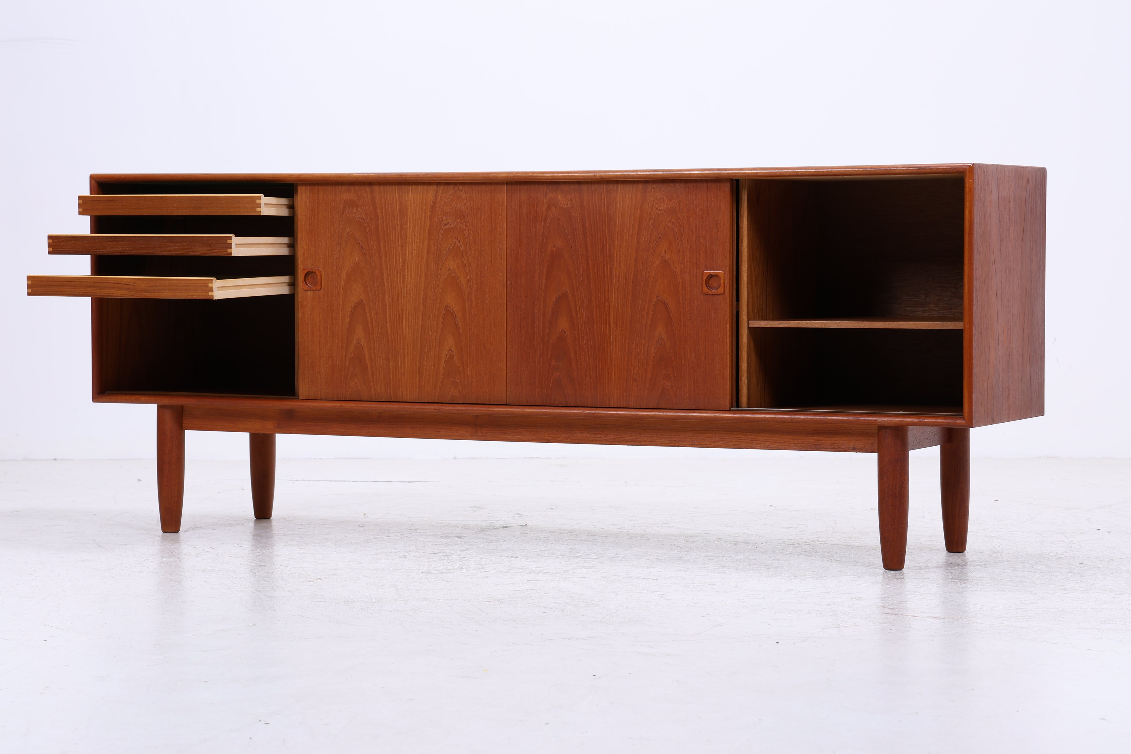 Vintage Teak Sideboard | Danish Design | Mid Century Anrichte