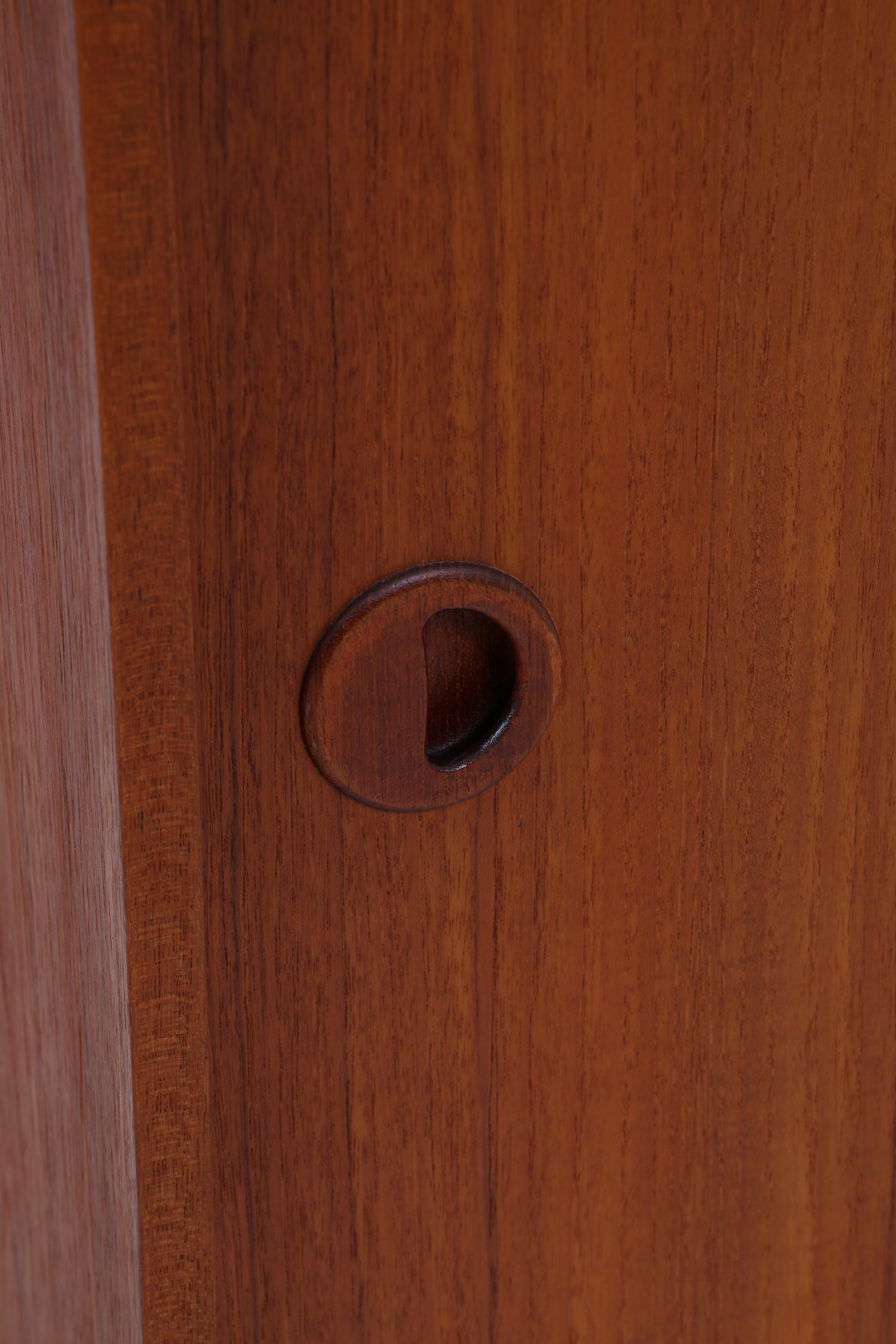Vintage Teak Kommode von Musterring  | Mid Century Schiebetürenschrank | Danish Design