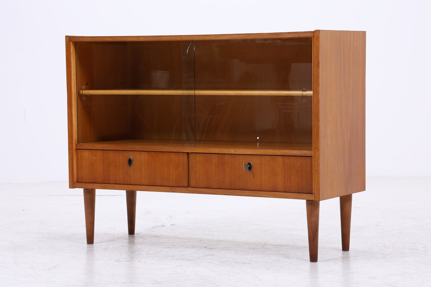 Vintage Kommode mit Glasschiebetüren | Mid Century Vitrine | 60er Jahre