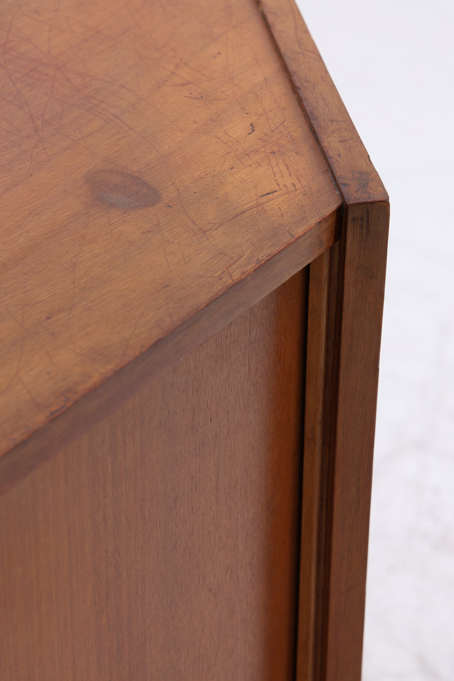 Vintage Eckkommode | Mid Century Eckschrank | 1960er Jahre
